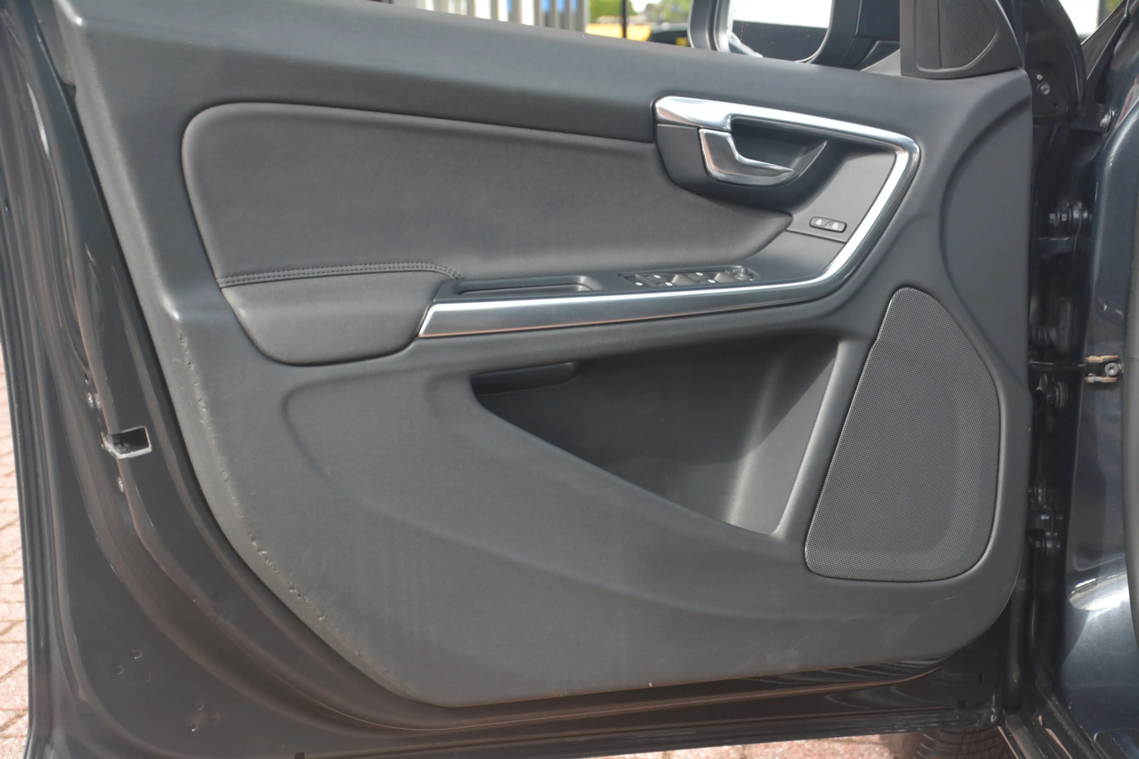 Volvo S60 2.0T Intro Edition | Airco | Navigatie | Cruise-co — photo 4