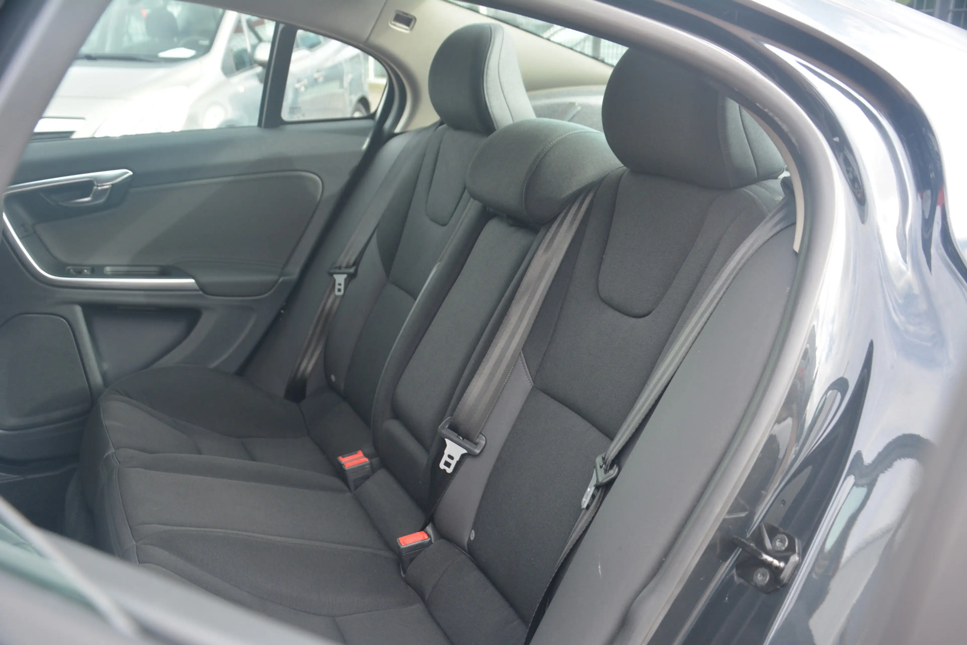 Volvo S60 2.0T Intro Edition | Airco | Navigatie | Cruise-co — photo 5