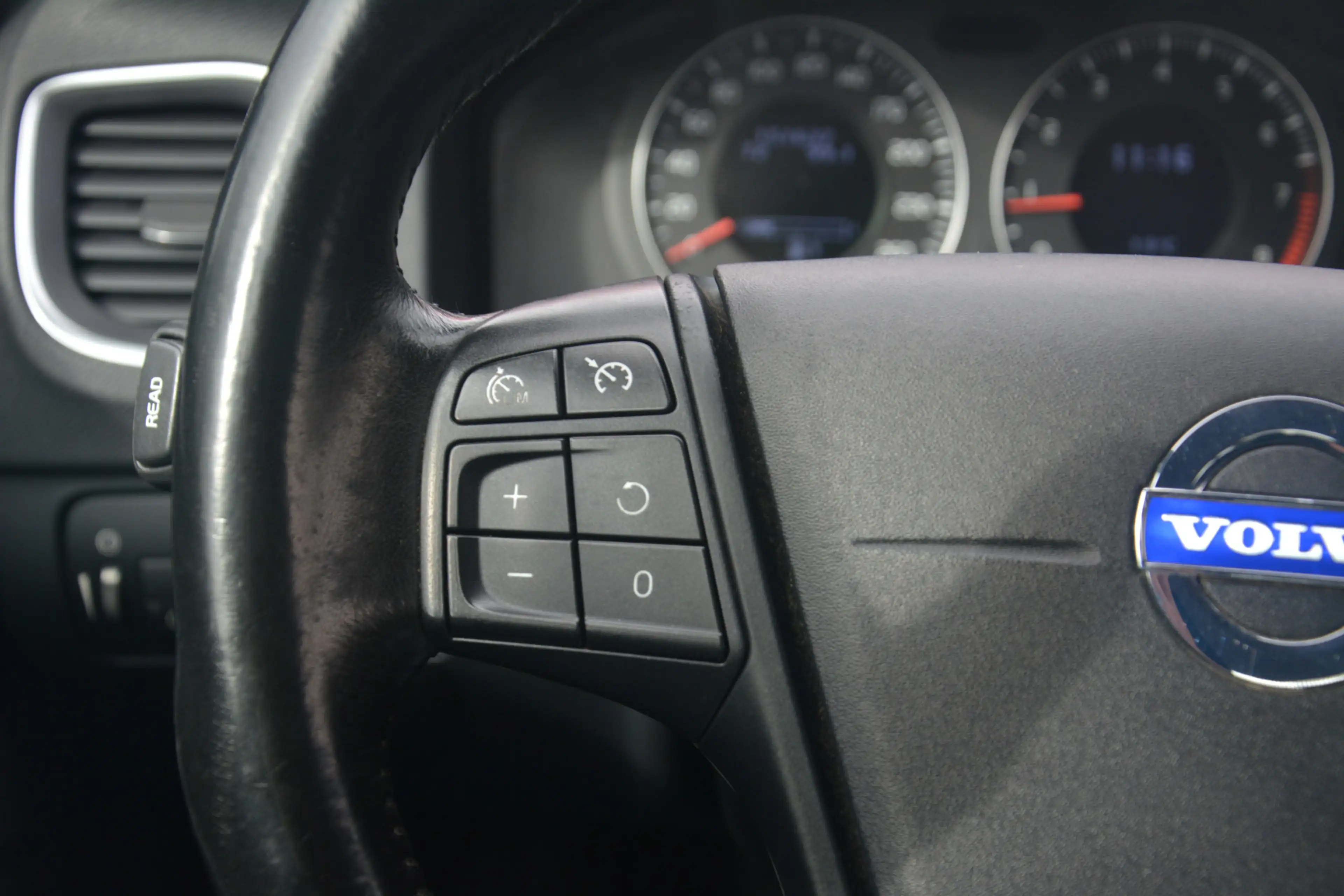 Volvo S60 2.0T Intro Edition | Airco | Navigatie | Cruise-co — photo 13