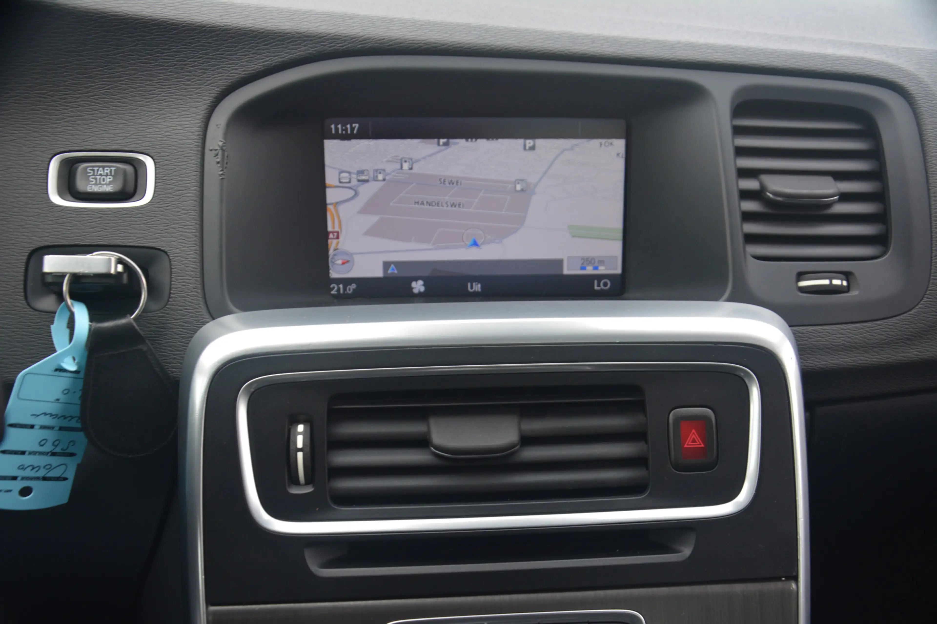 Volvo S60 2.0T Intro Edition | Airco | Navigatie | Cruise-co — photo 15