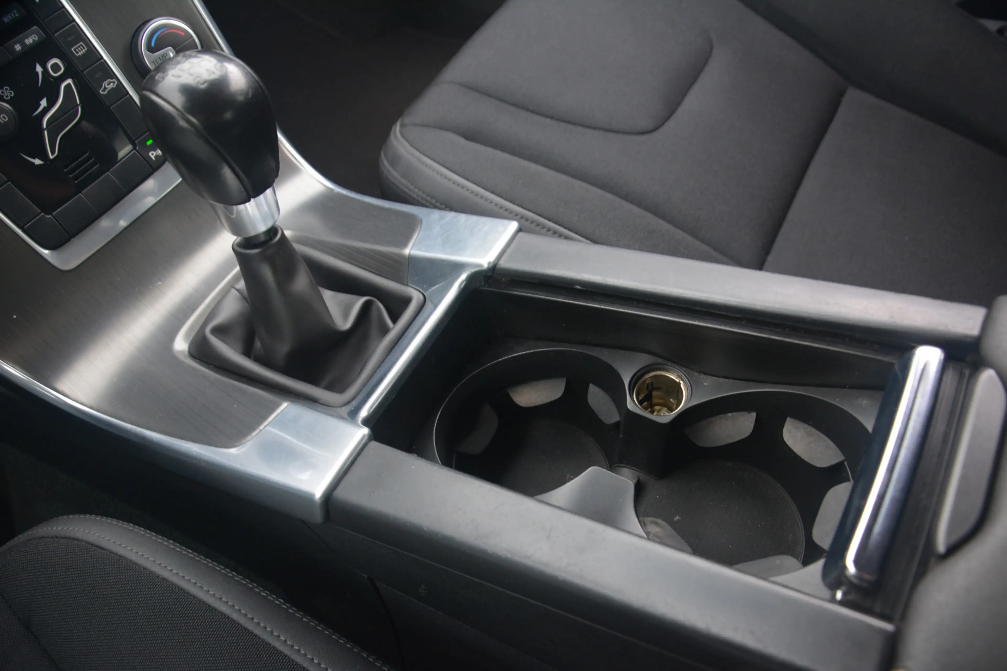 Volvo S60 2.0T Intro Edition | Airco | Navigatie | Cruise-co — photo 19