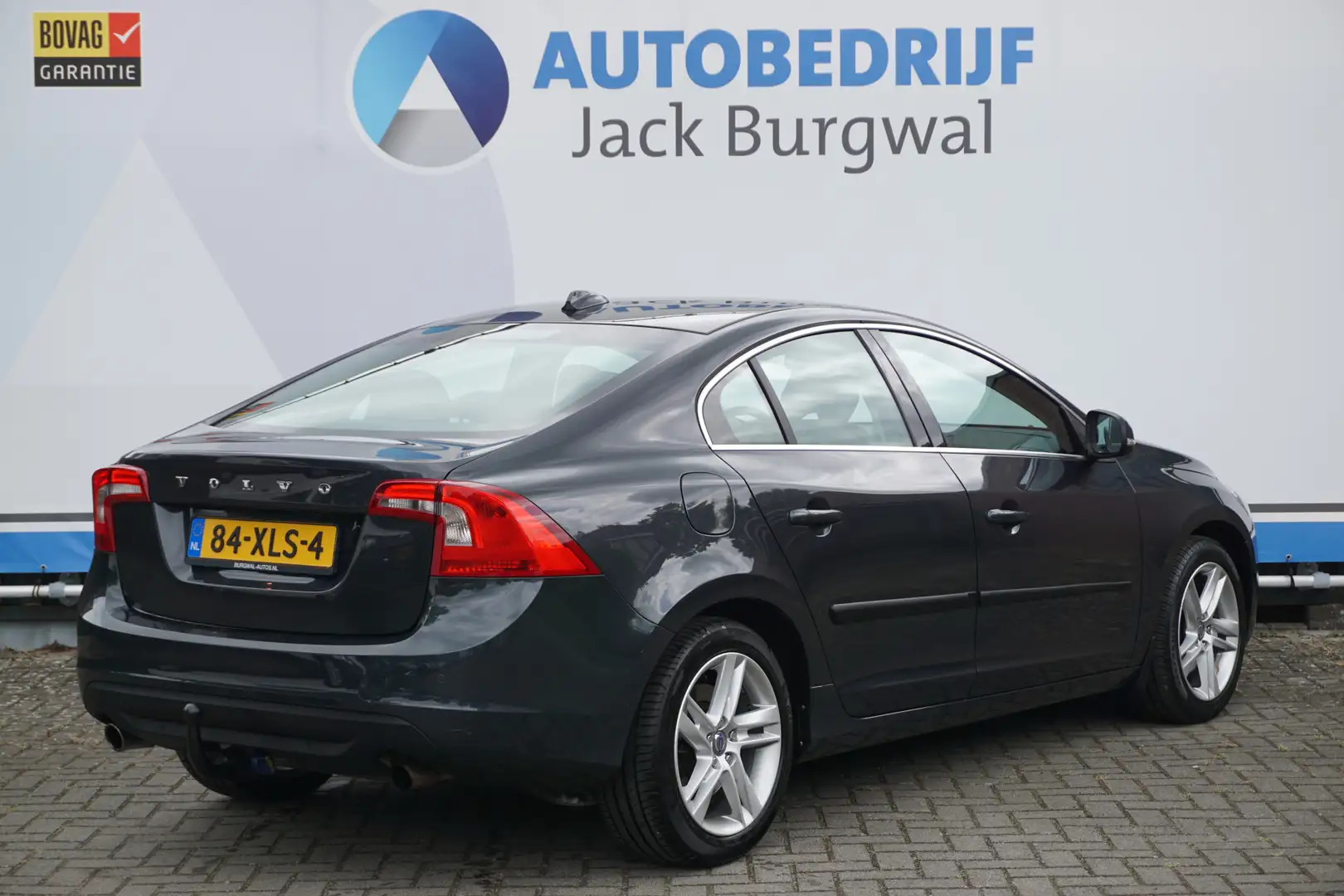 Volvo S60 1.6 T4 Aut. Momentum PDC | Trekhaak | ECC * All in Grijs - 2