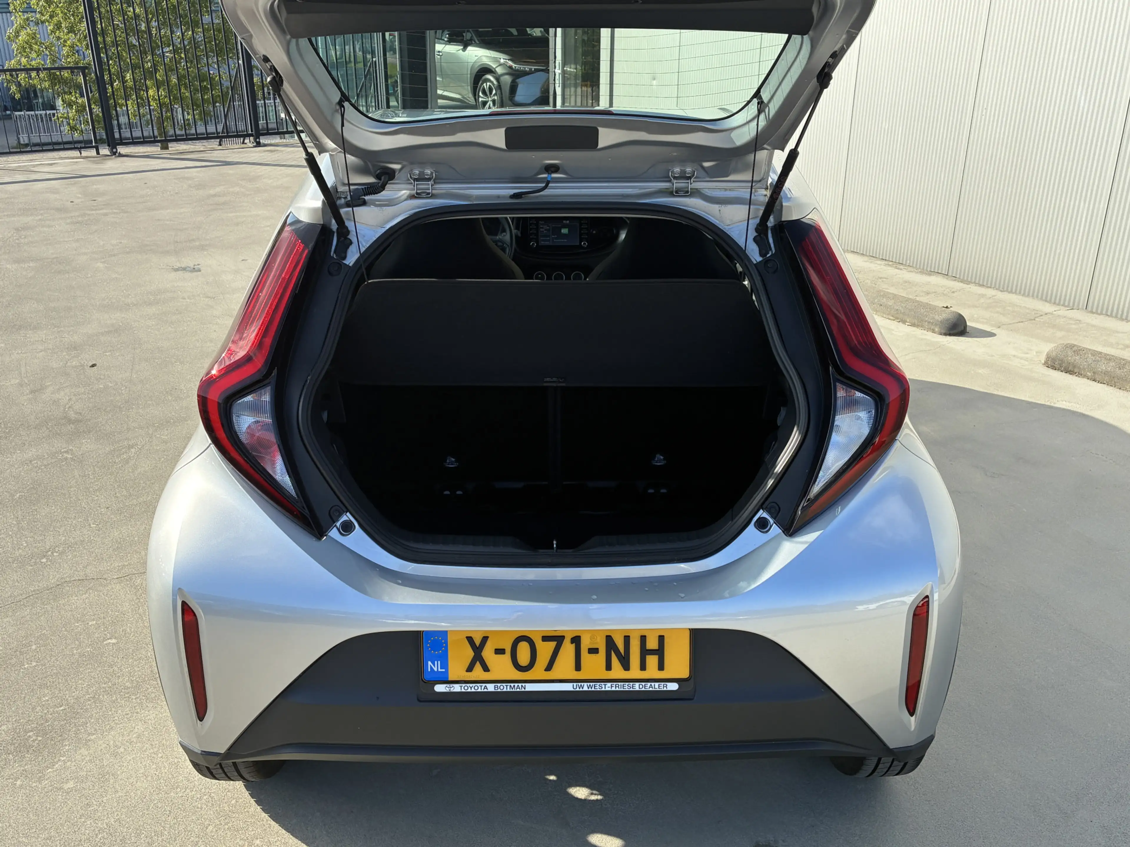 Toyota Aygo X 1.0 VVT-i S-CVT Play | Automaat — photo 15