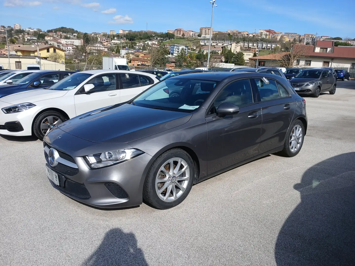 Mercedes-Benz A 160 MERCEDES CLASSE A 160 D  BUSINESS 95 CV 2019 Grigio - 1