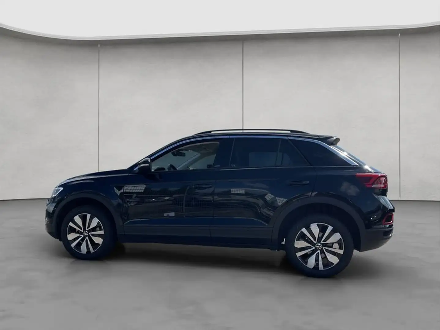 Volkswagen T-Roc 1.5 TSI DSG MOVE Zwart - 2