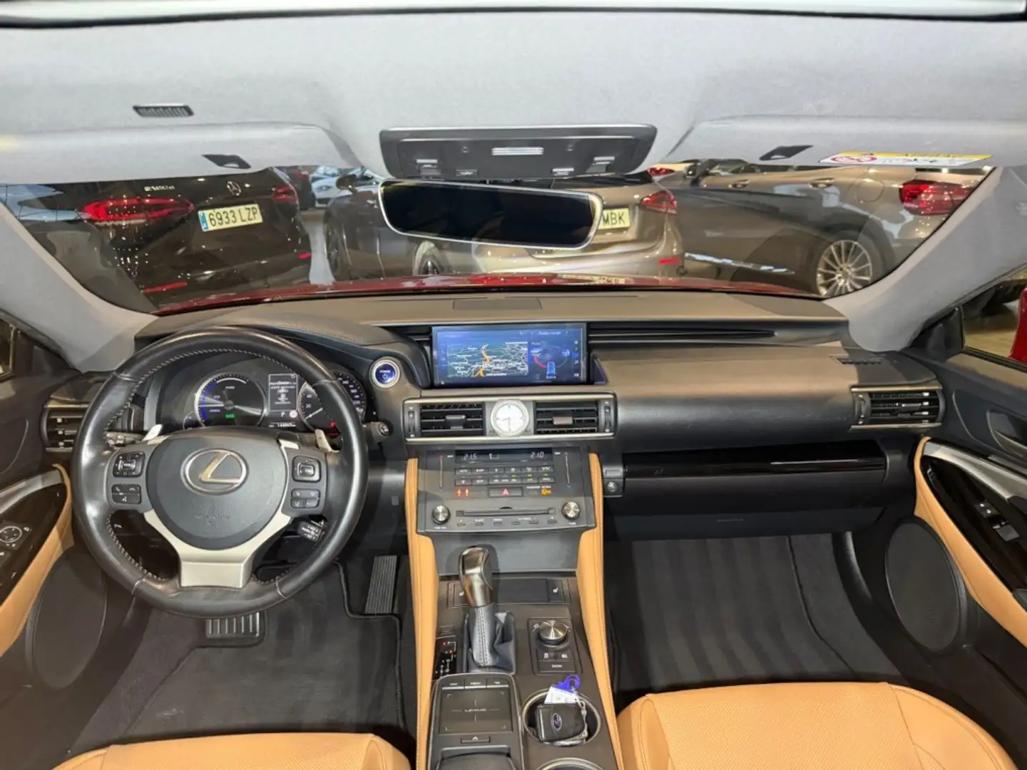 Lexus RC 300h Executive Burdeos - 2
