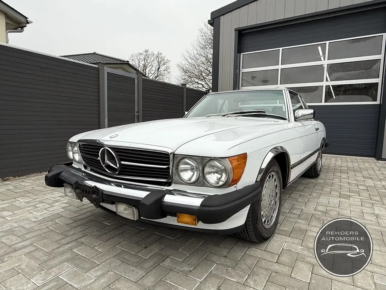 Mercedes-Benz SL 560, foto 4