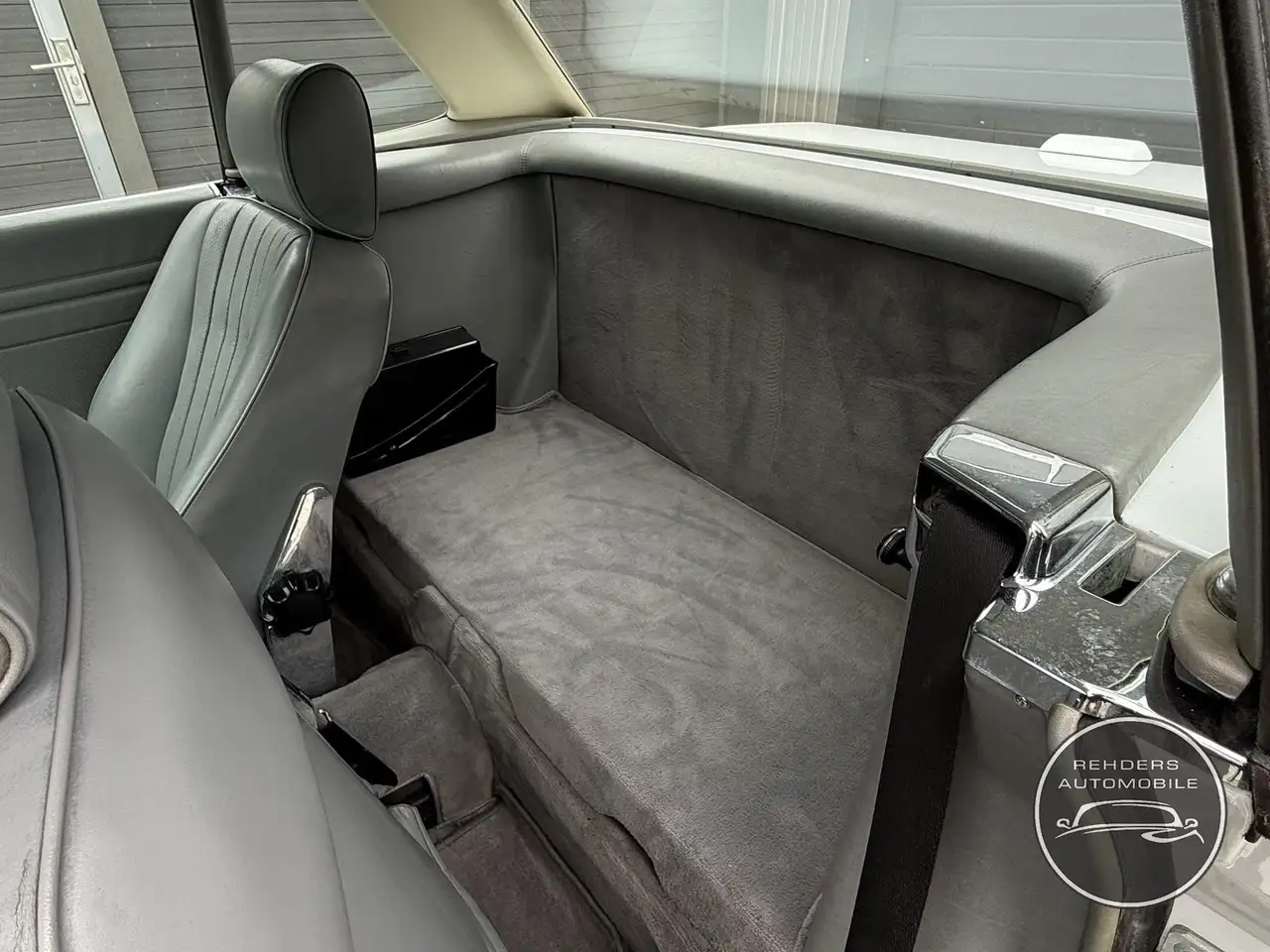 Mercedes-Benz SL 560, foto 12