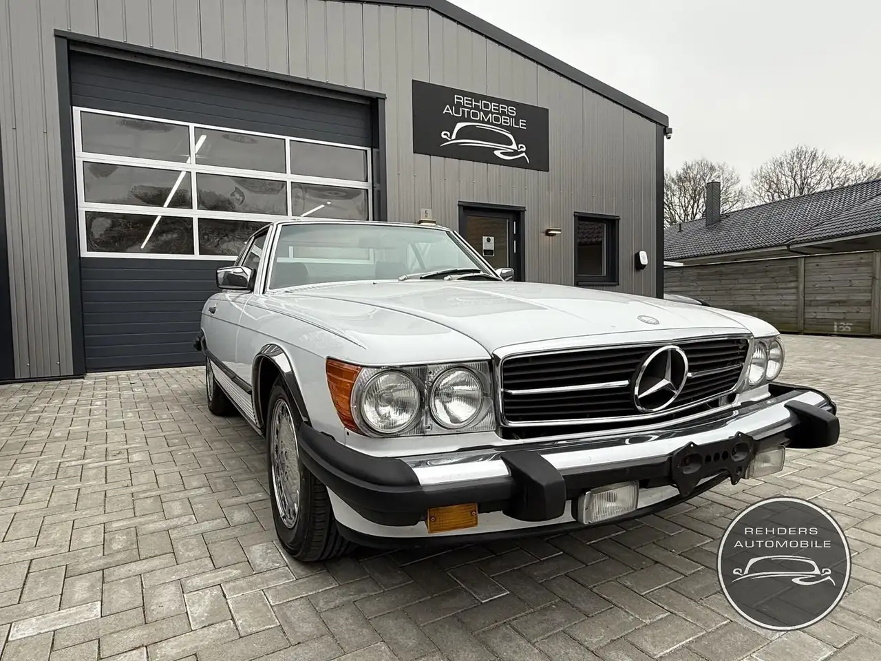 Mercedes-Benz SL 560, foto 2