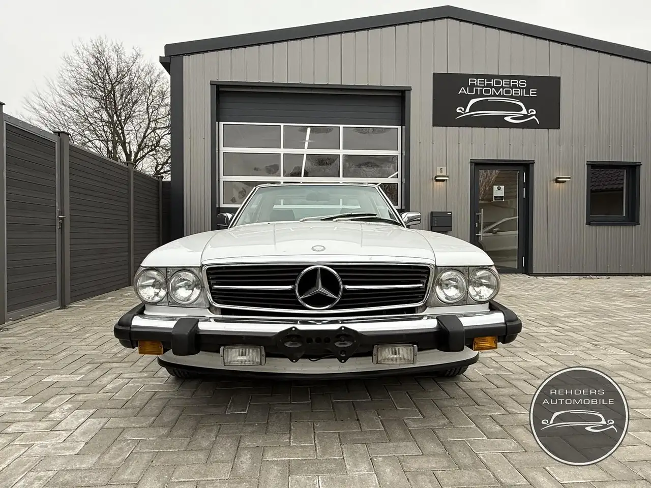 Mercedes-Benz SL 560, foto 3