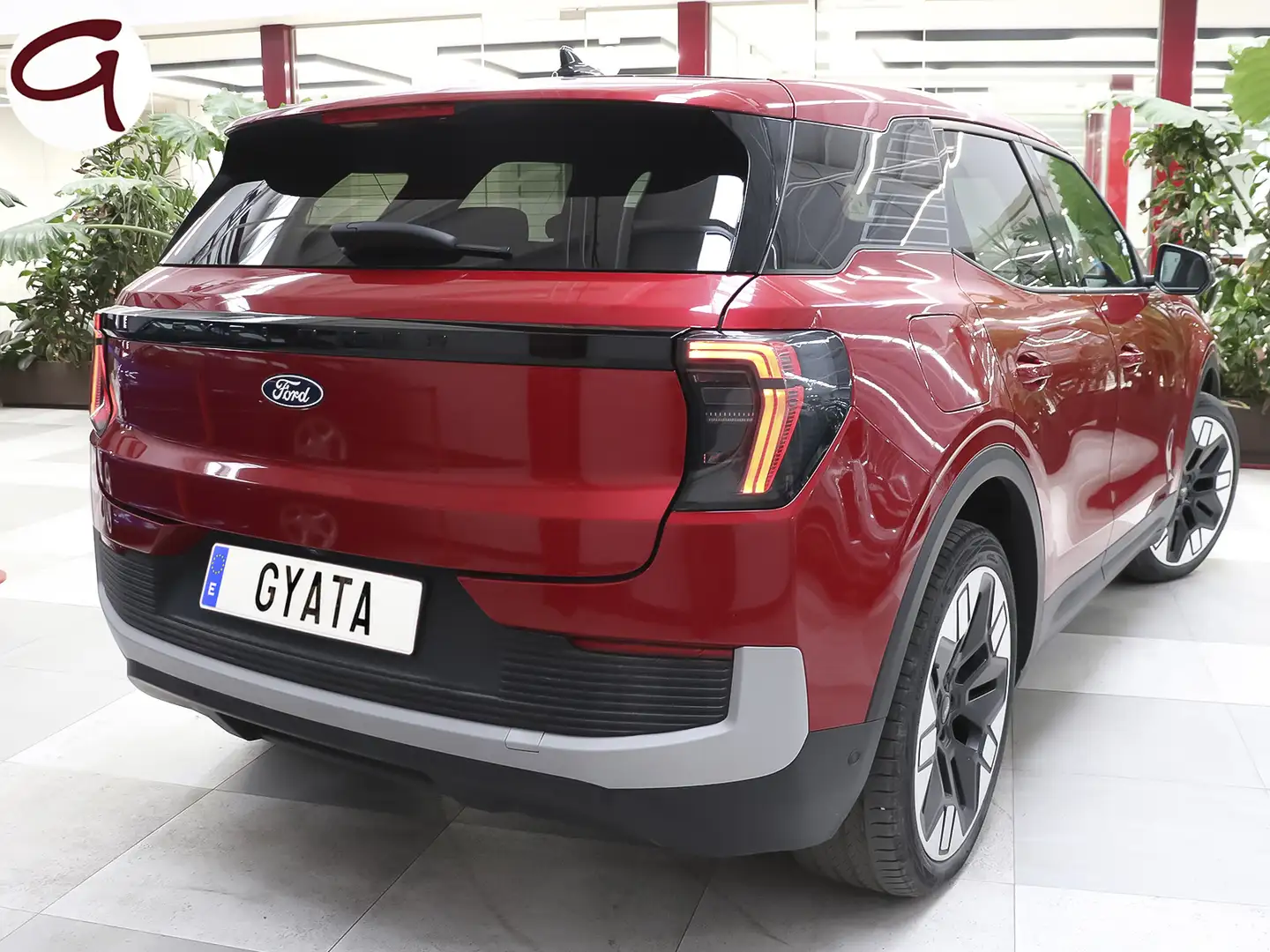 Ford Explorer AWD Rango Extendido Premium 79kWh Rojo - 2