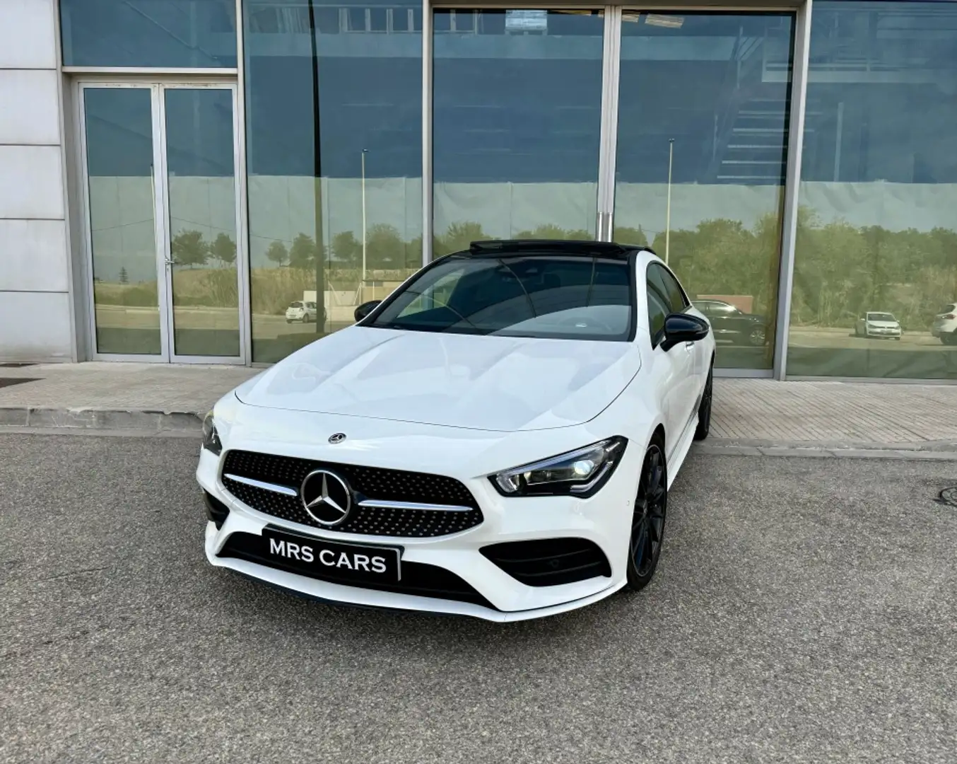 Mercedes-Benz CLA 200 200d Blanco - 1