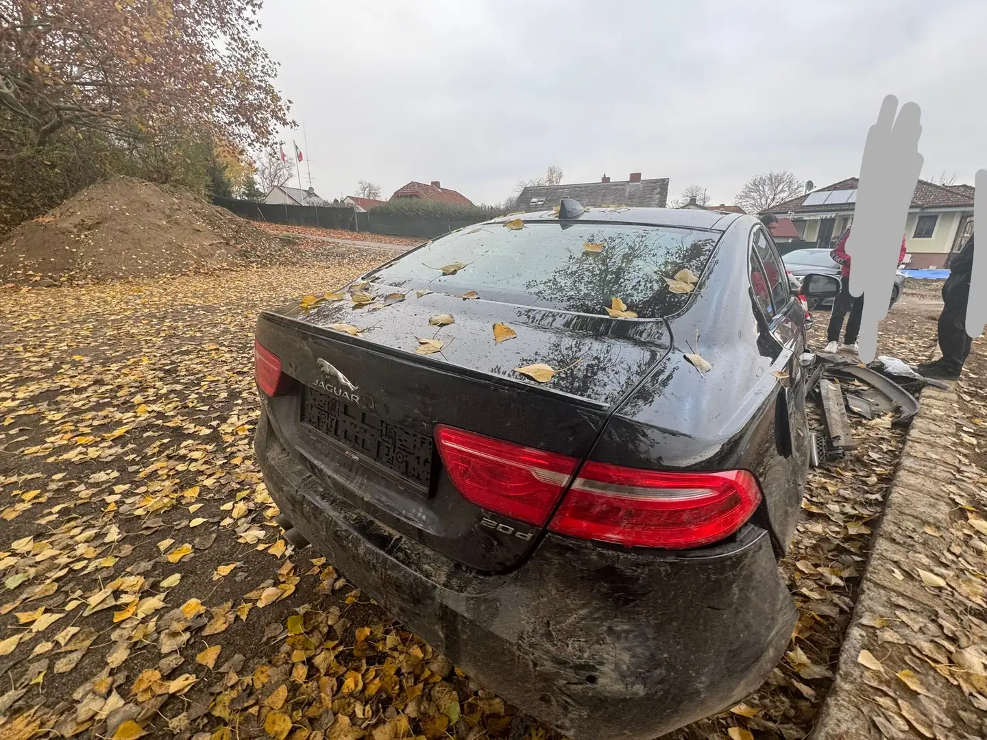 Jaguar XE 20d R-Sport Aut. - 2