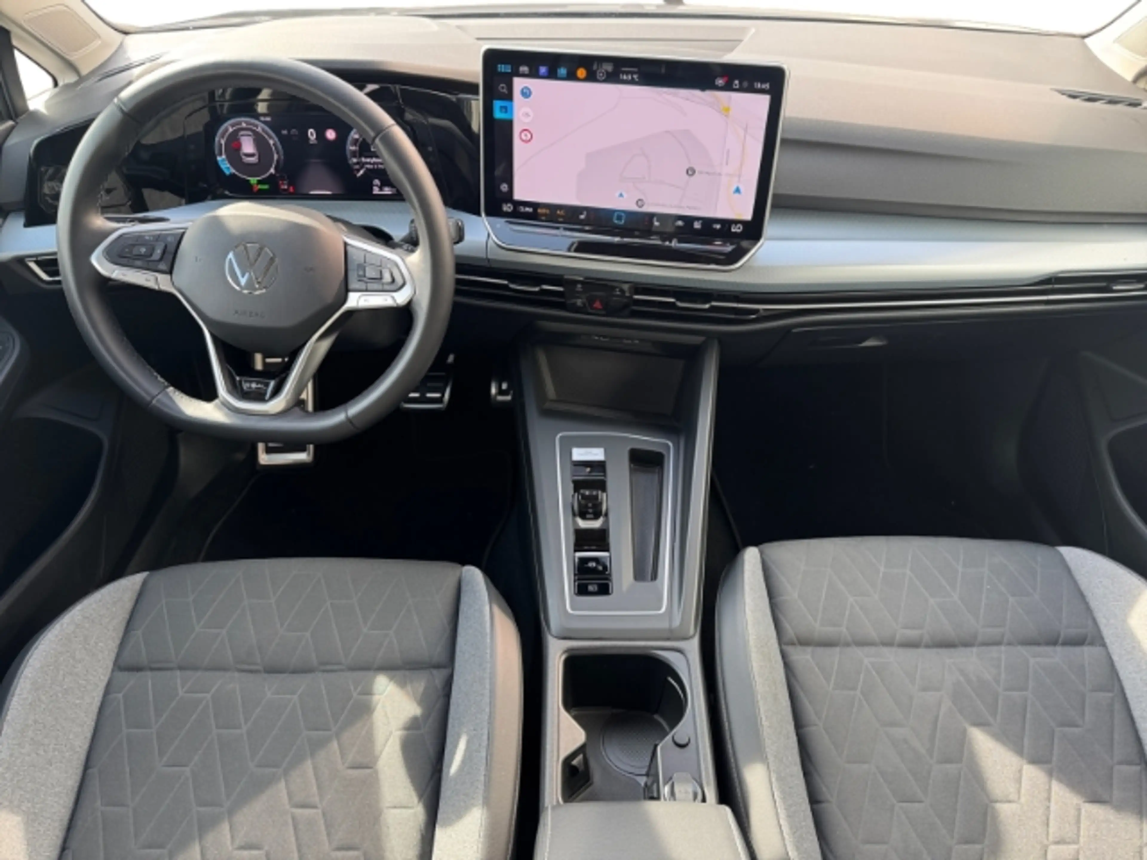 Volkswagen Golf Variant VIII 1.5 TSI Goal LED NAVI 16'' ACC AHK DIGITAL AP — photo 16