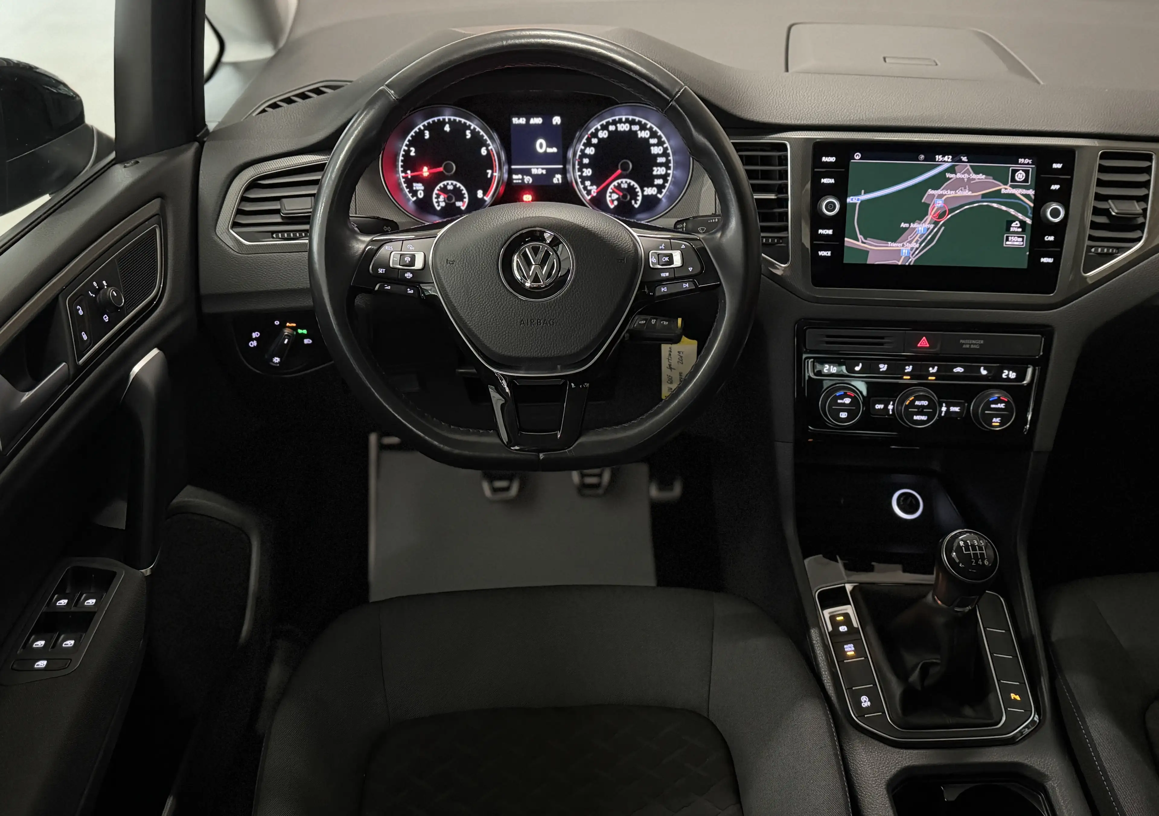 Volkswagen Golf Sportsvan Join*2.Hand*nur Vw Service*Tüv/Au neu*Navi*SHZ*ACC — photo 12