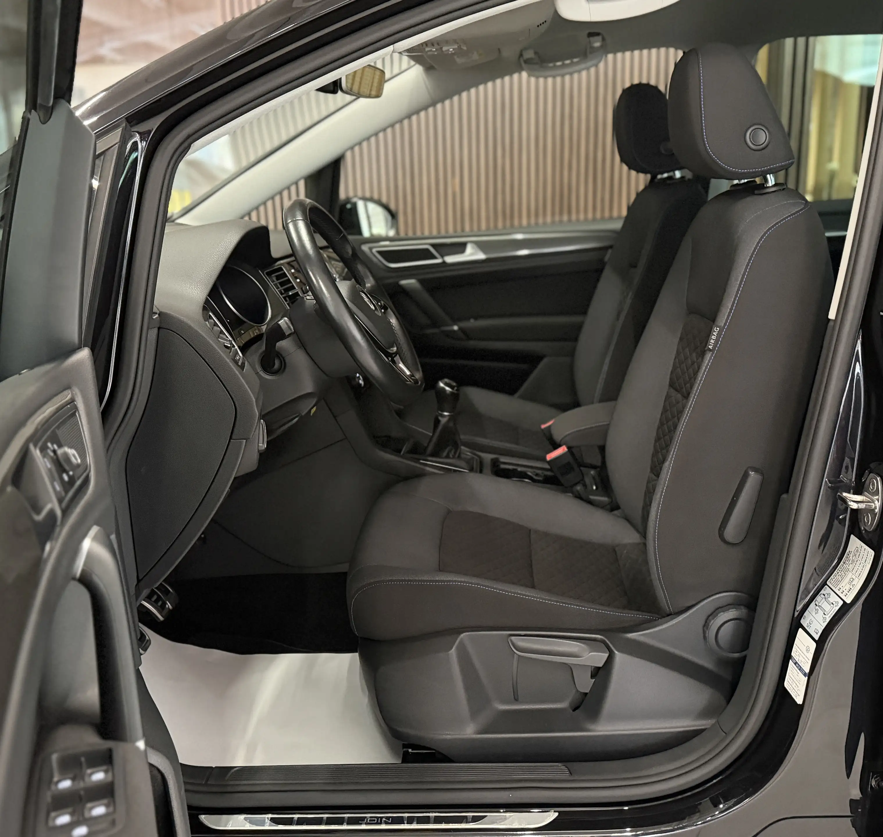 Volkswagen Golf Sportsvan Join*2.Hand*nur Vw Service*Tüv/Au neu*Navi*SHZ*ACC — photo 14