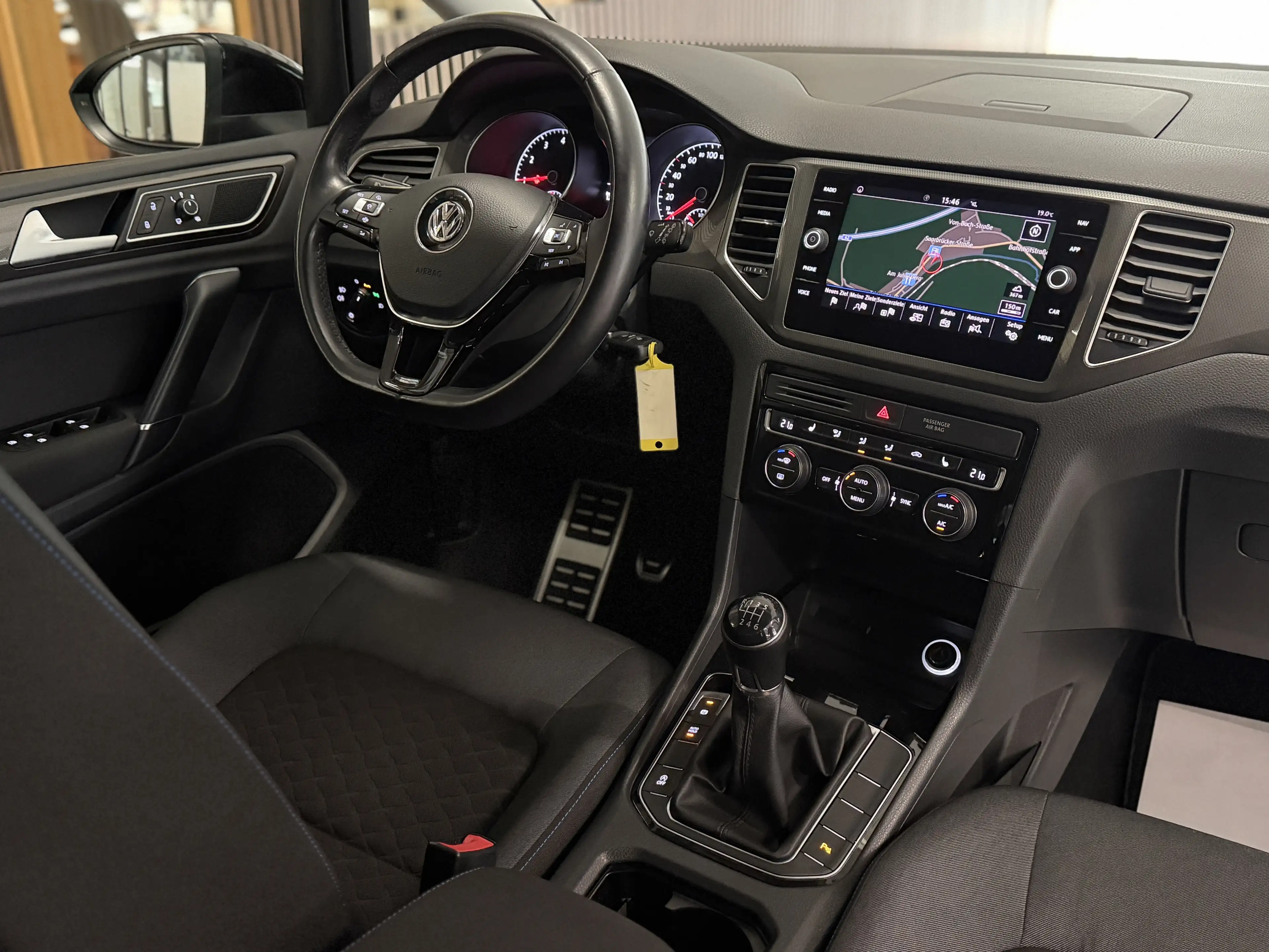 Volkswagen Golf Sportsvan Join*2.Hand*nur Vw Service*Tüv/Au neu*Navi*SHZ*ACC — photo 10