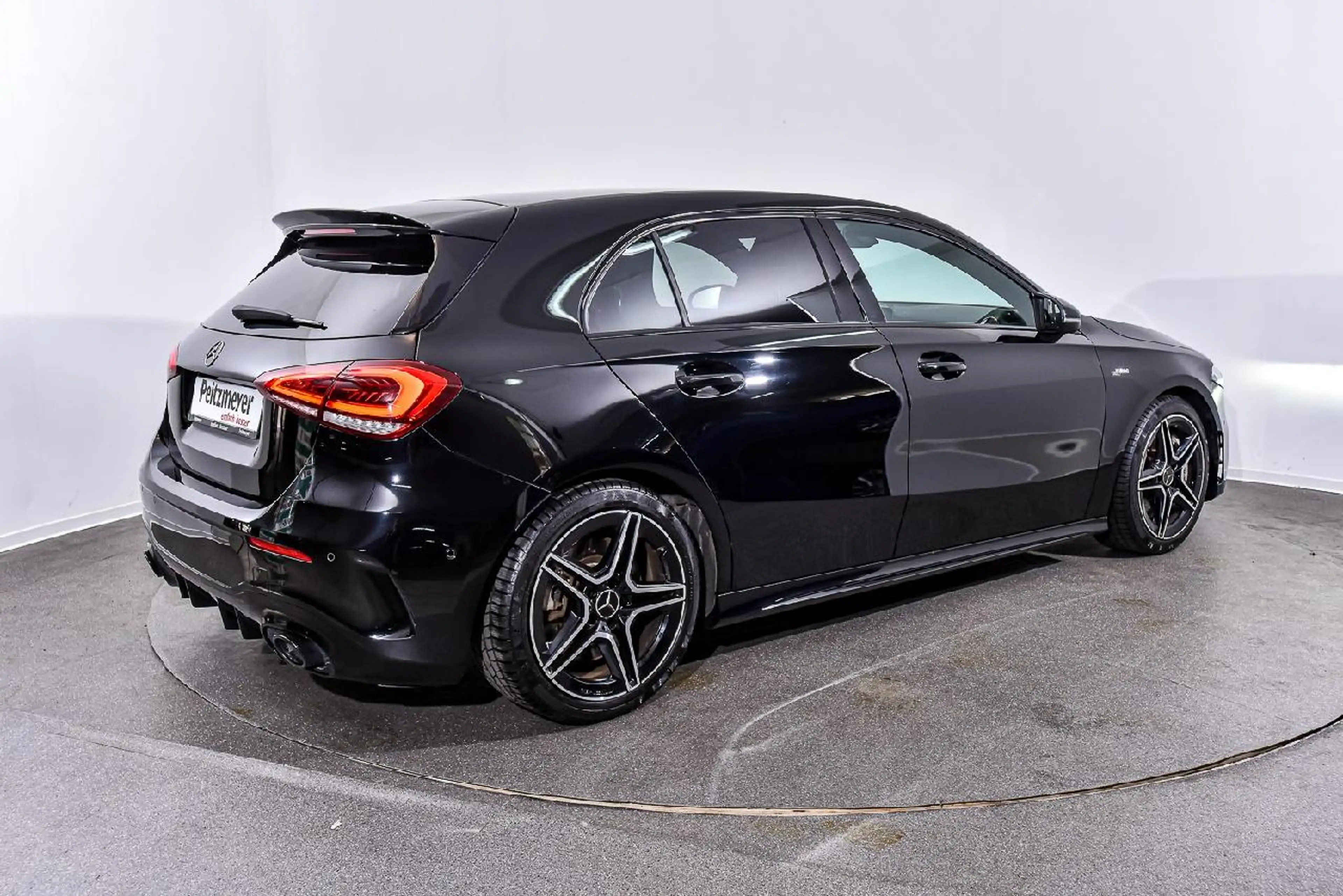 Mercedes-Benz A 35 AMG A 35 AMG 4Matic — photo 5