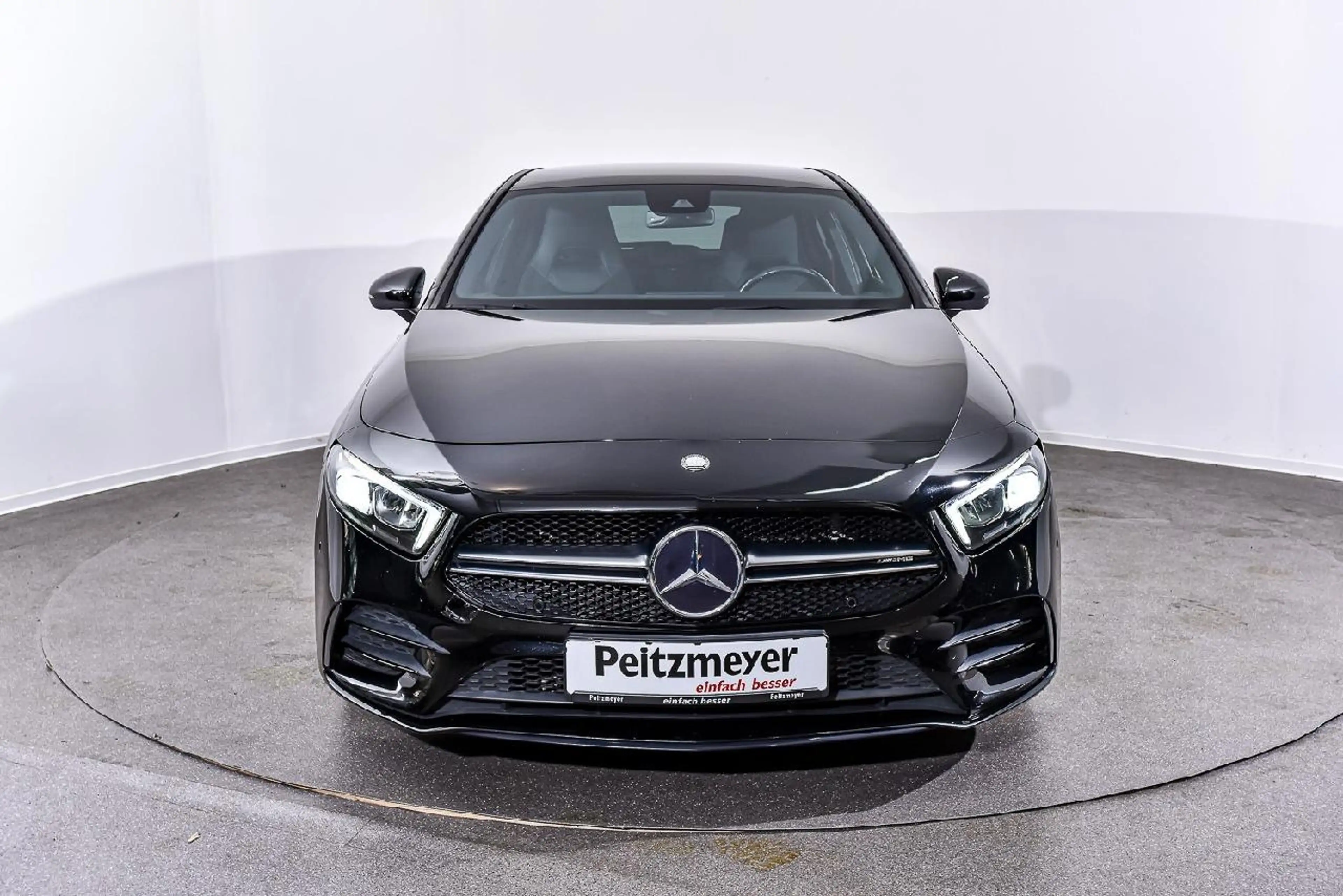 Mercedes-Benz A 35 AMG A 35 AMG 4Matic — photo 2