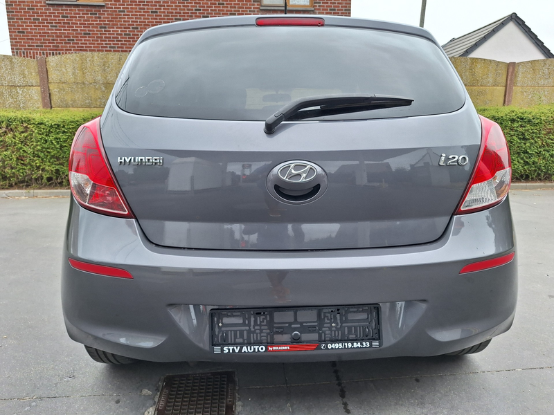 Hyundai i20 i20 1.4i Go! AUTOMATIQUE/ C+AIR CO/ 12 MOIS GARANTIE — photo 5