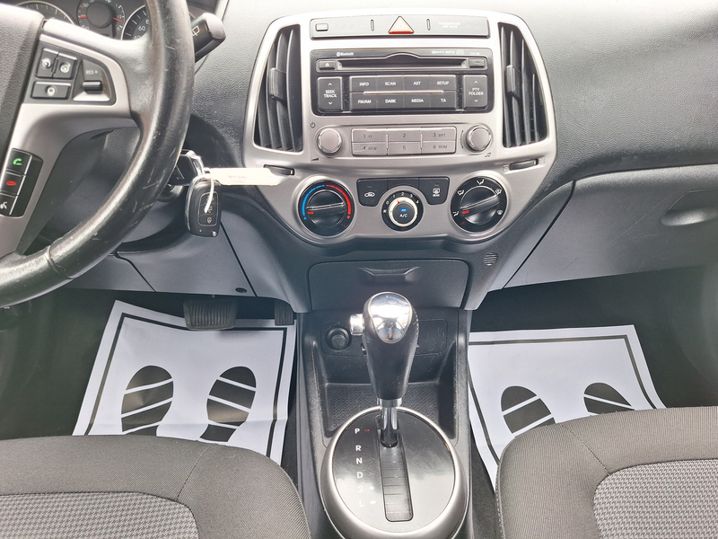 Hyundai i20 i20 1.4i Go! AUTOMATIQUE/ C+AIR CO/ 12 MOIS GARANTIE — photo 13