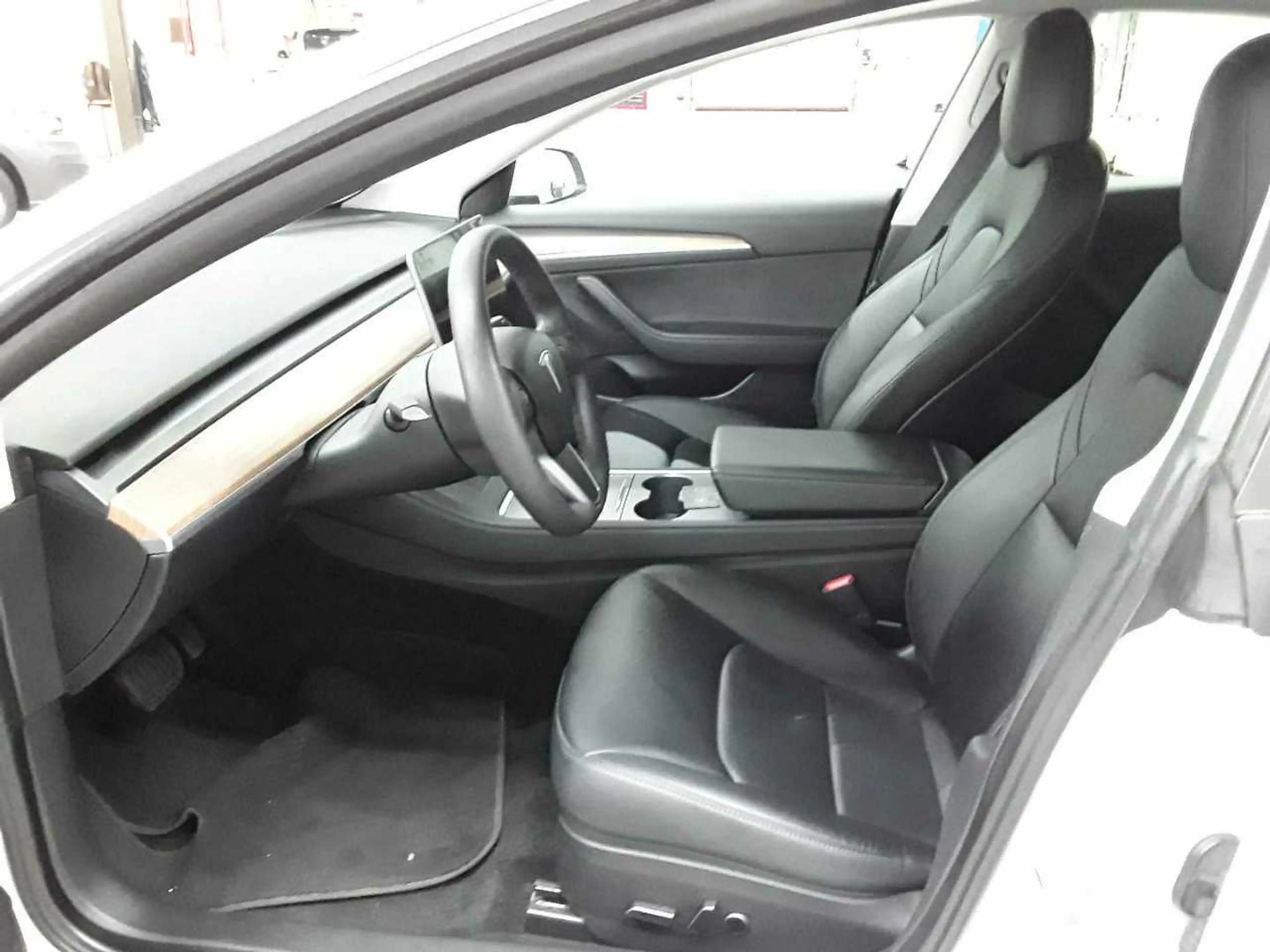 Tesla Model 3 RWD Hinterradantrieb — photo 7