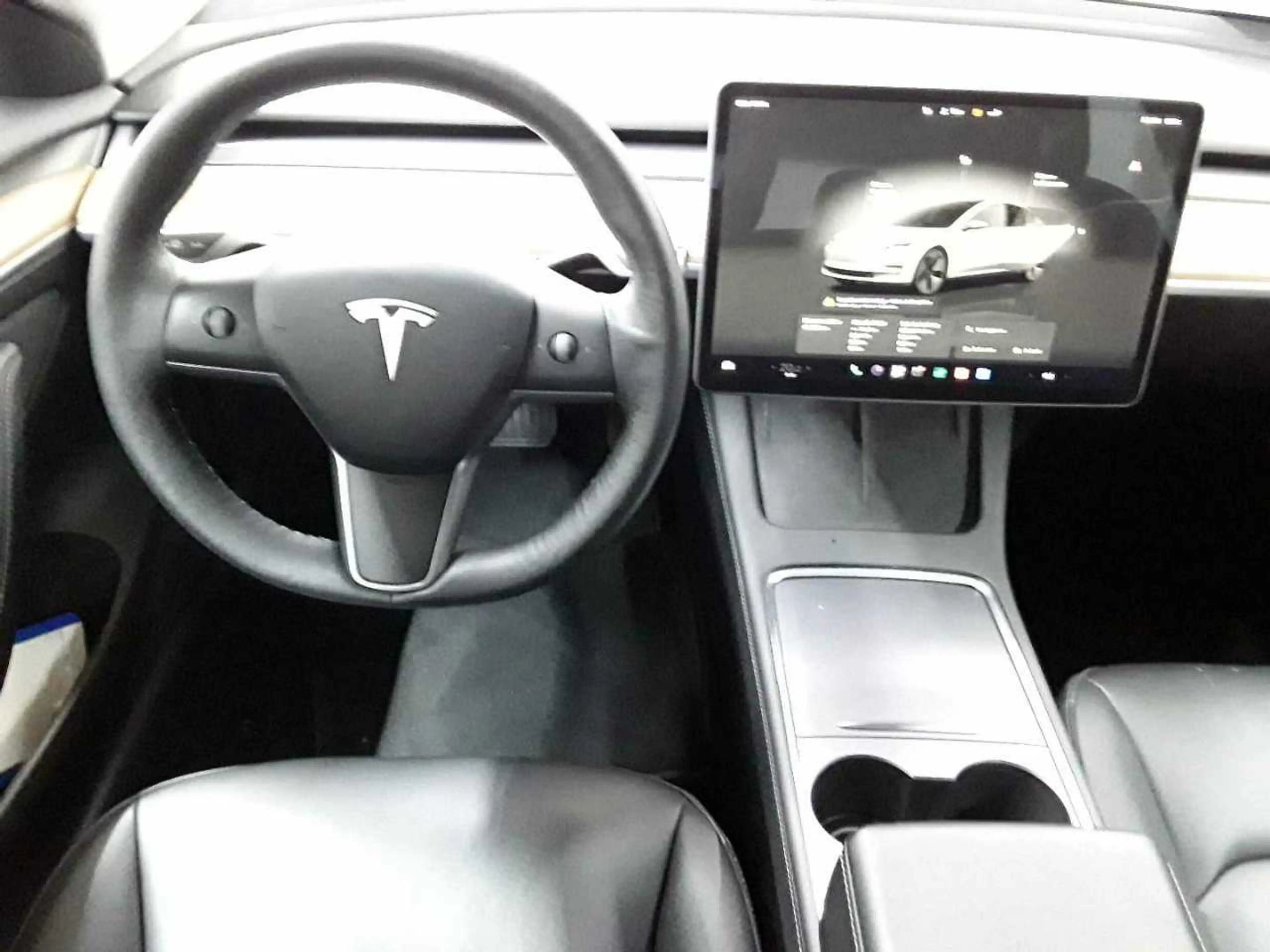Tesla Model 3 RWD Hinterradantrieb — photo 10
