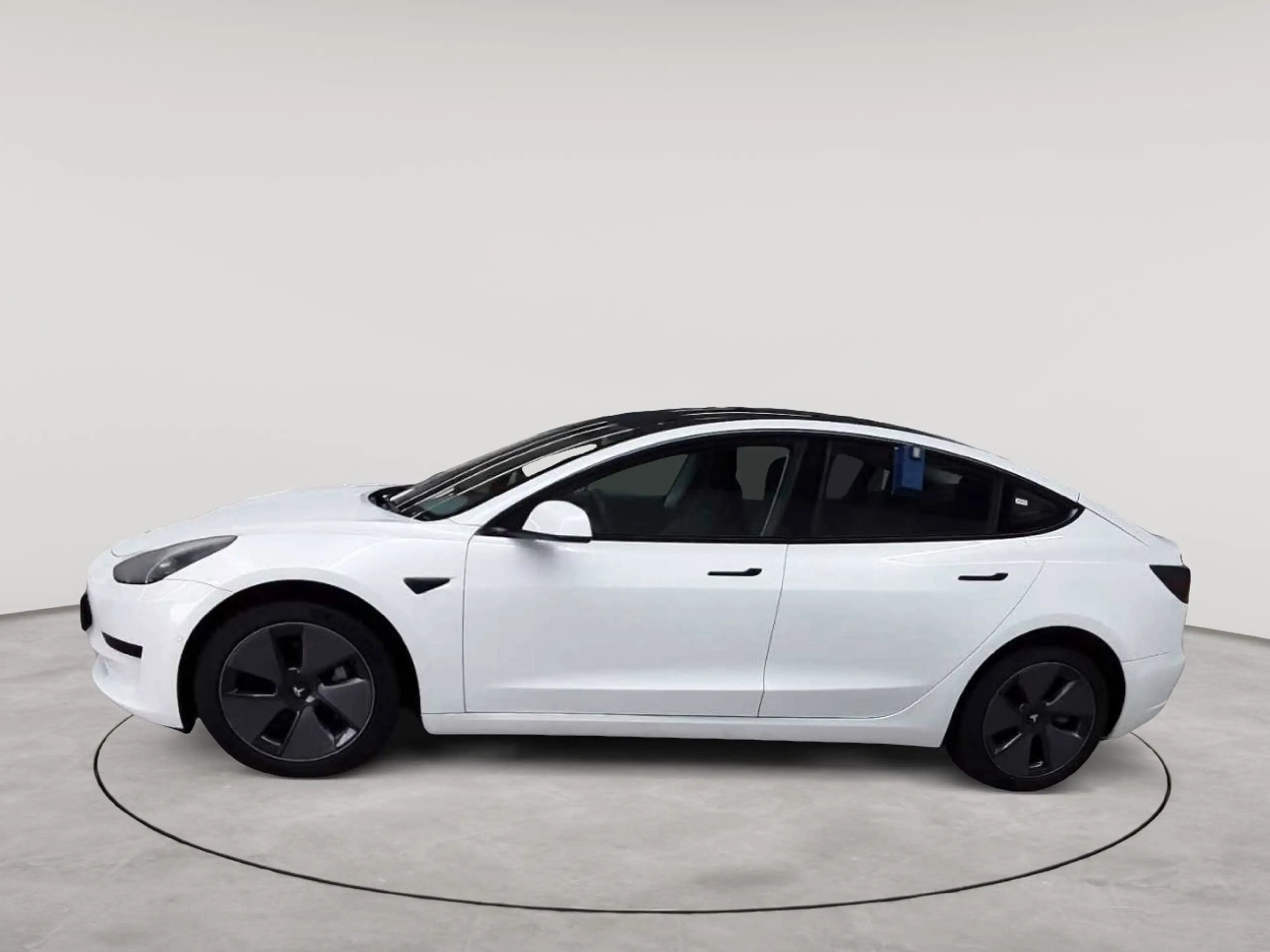 Tesla Model 3 RWD Hinterradantrieb — photo 6