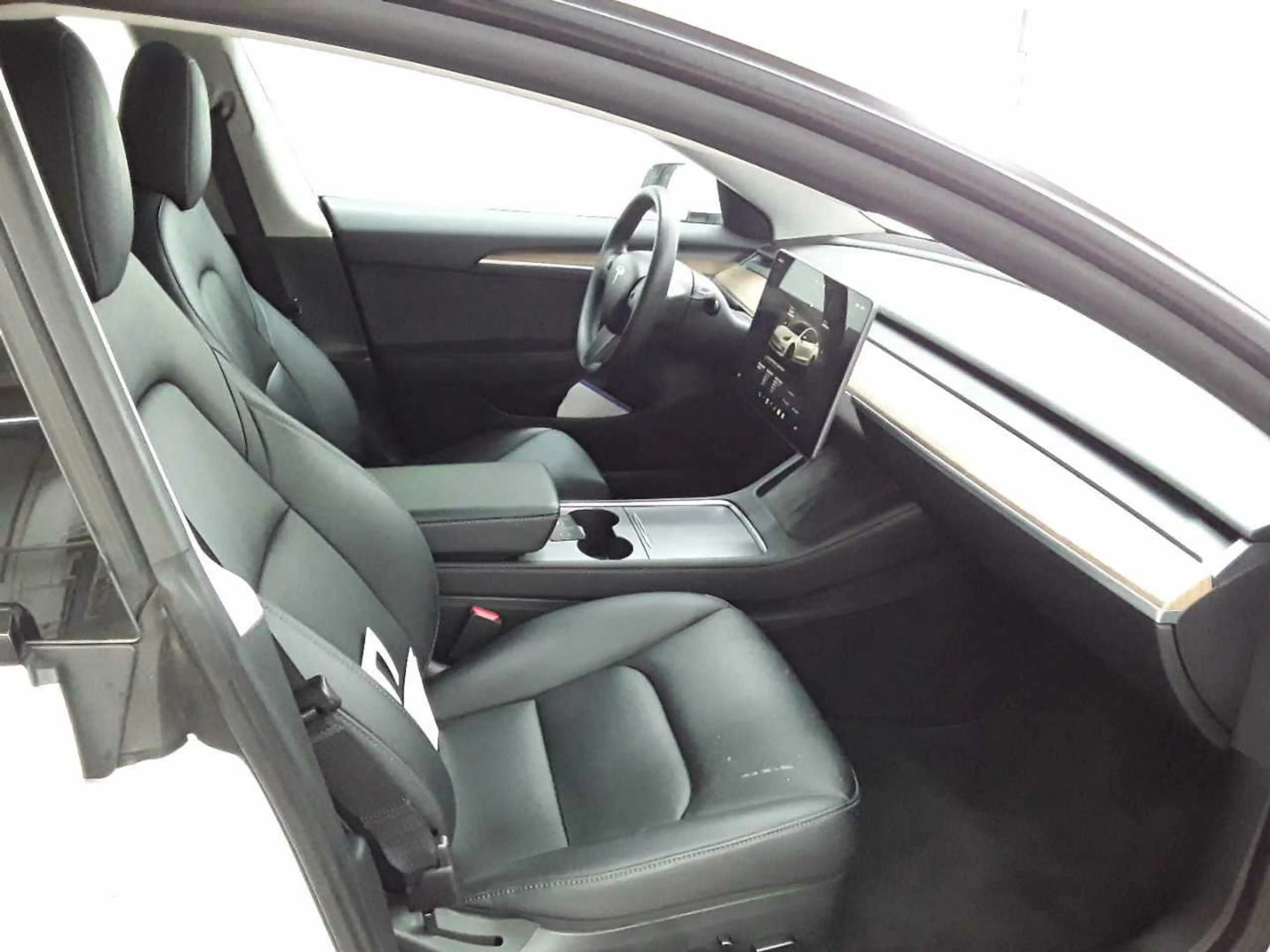 Tesla Model 3 RWD Hinterradantrieb — photo 8