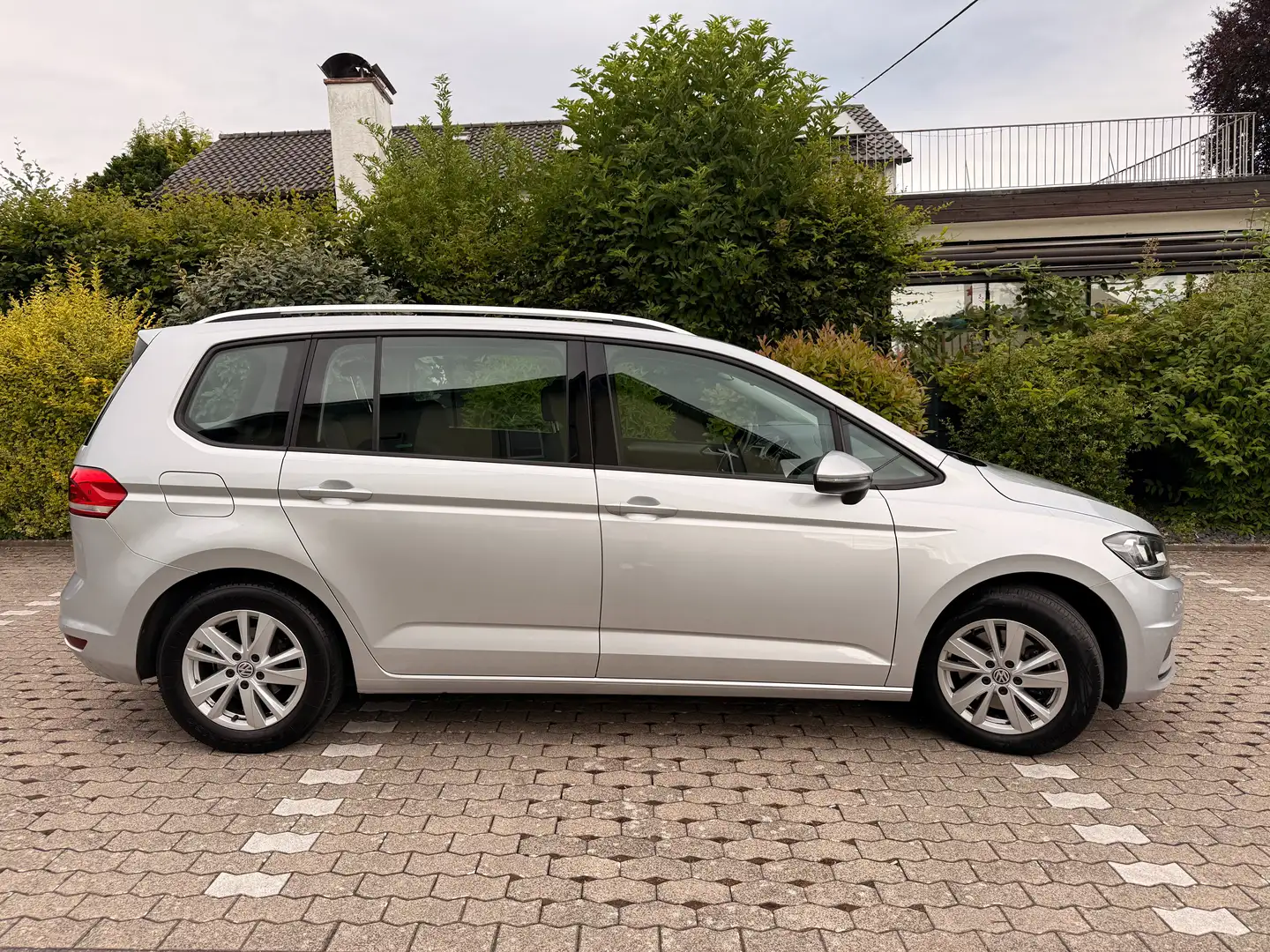 Volkswagen Touran Touran 2.0 TDI SCR Comfortline Silber - 2