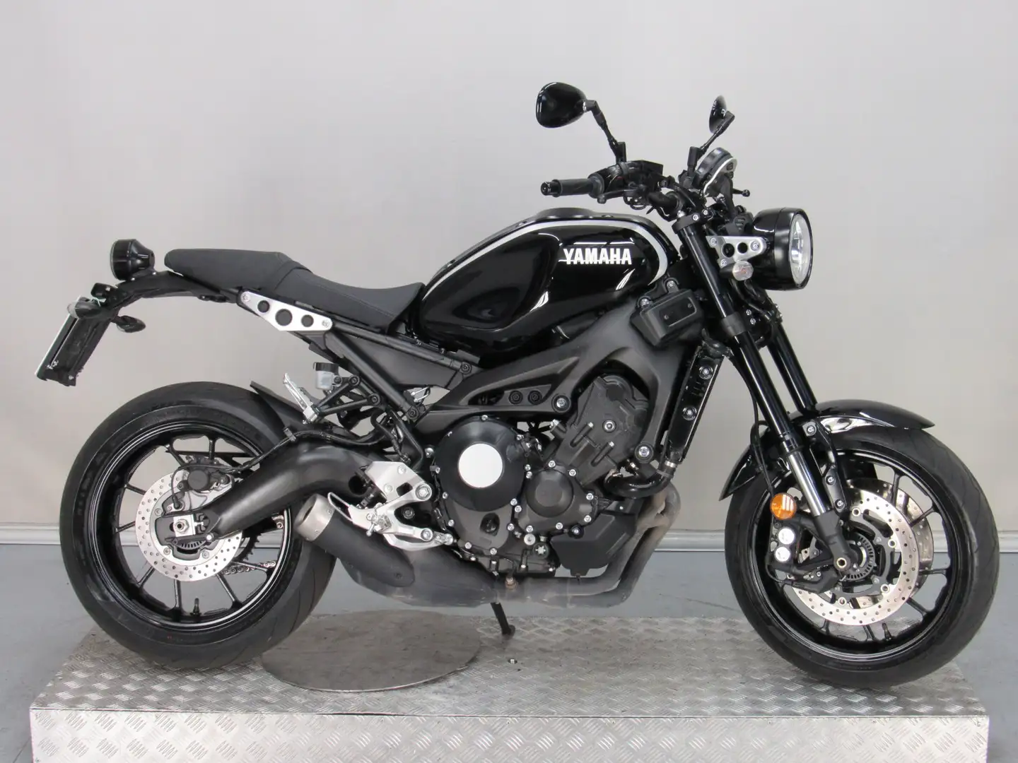 Yamaha XSR 900 ABS Negru - 1