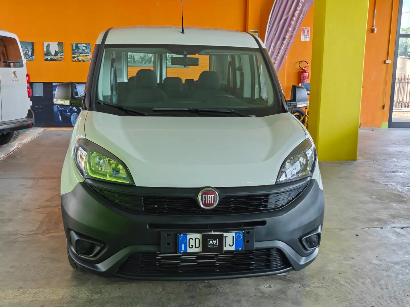 Fiat Doblo cargo combi N1 1.3 mjt 95cv Autocarro Easy S&S Bianco - 2