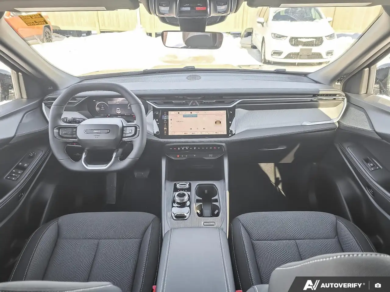 Jeep Cherokee снимка Jeep Cherokee