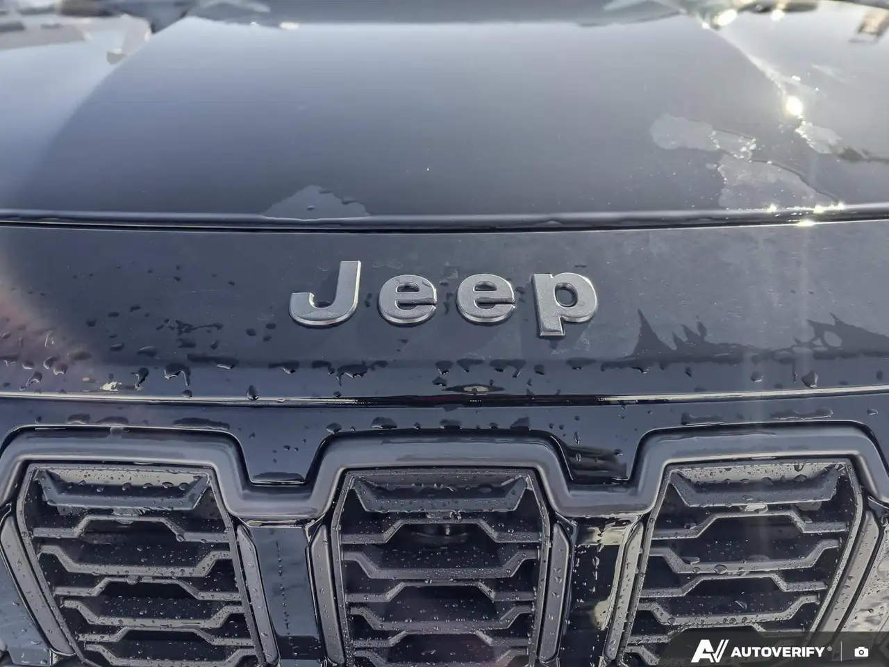 Jeep Cherokee снимка Jeep Cherokee