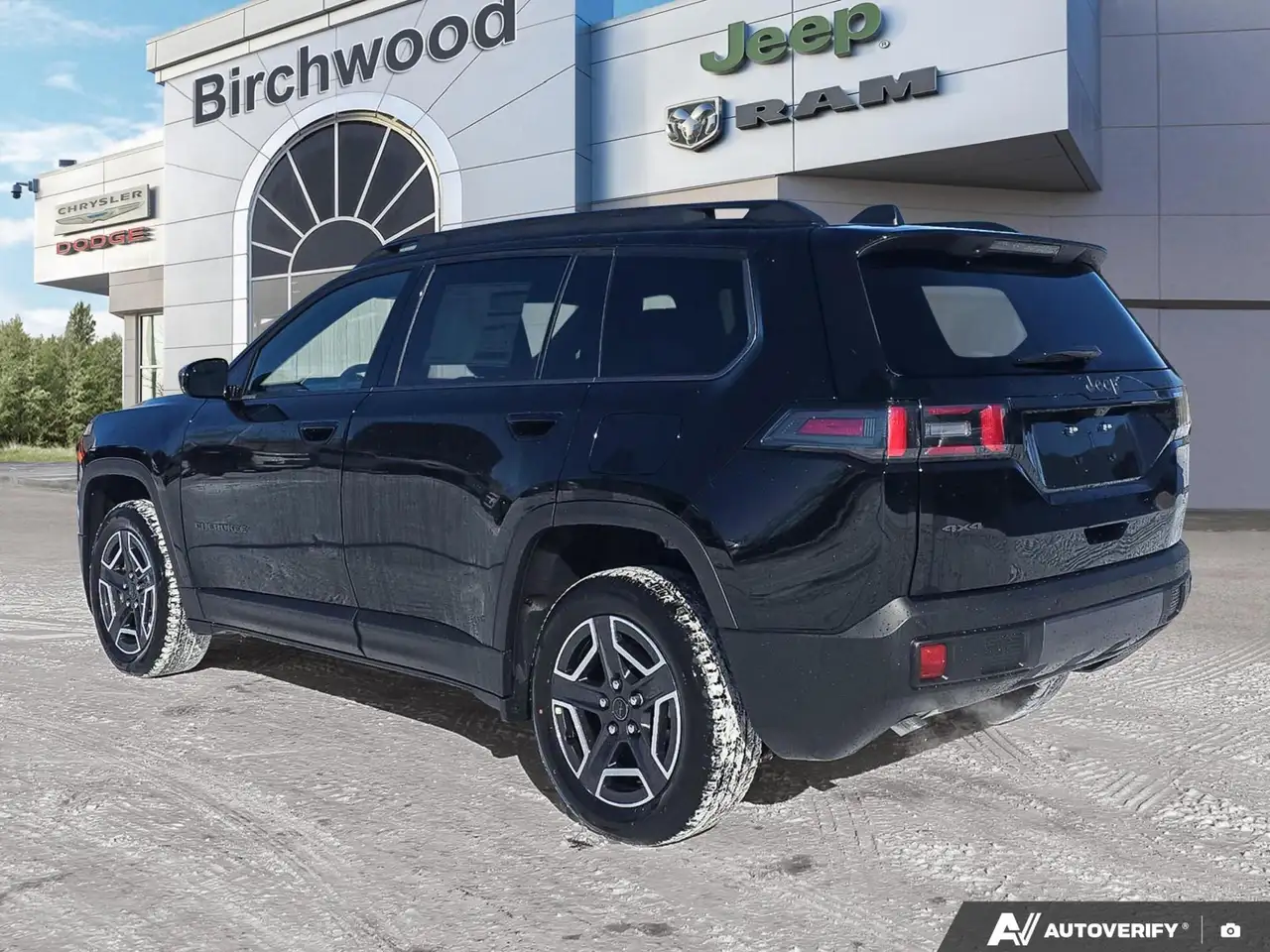 Jeep Cherokee снимка Jeep Cherokee