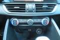 Alfa Romeo Giulia Sprint Q4 2.0 280PS Rot - thumbnail 12