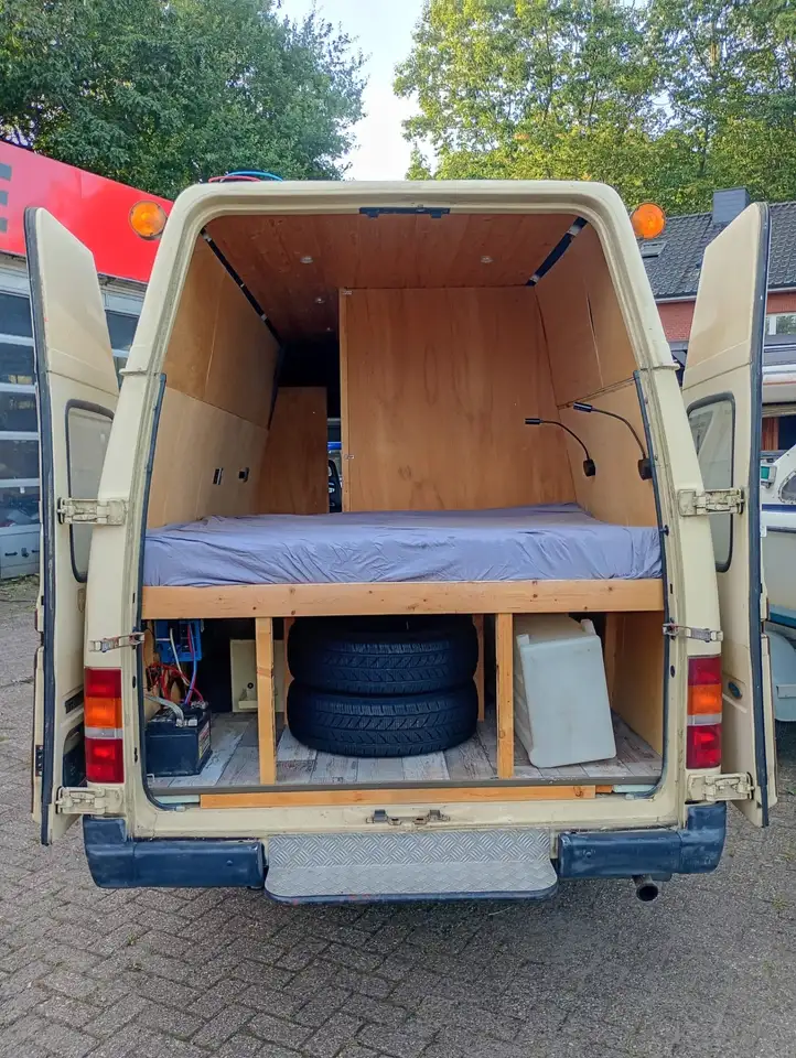 Ford Transit 100 L D, foto 5