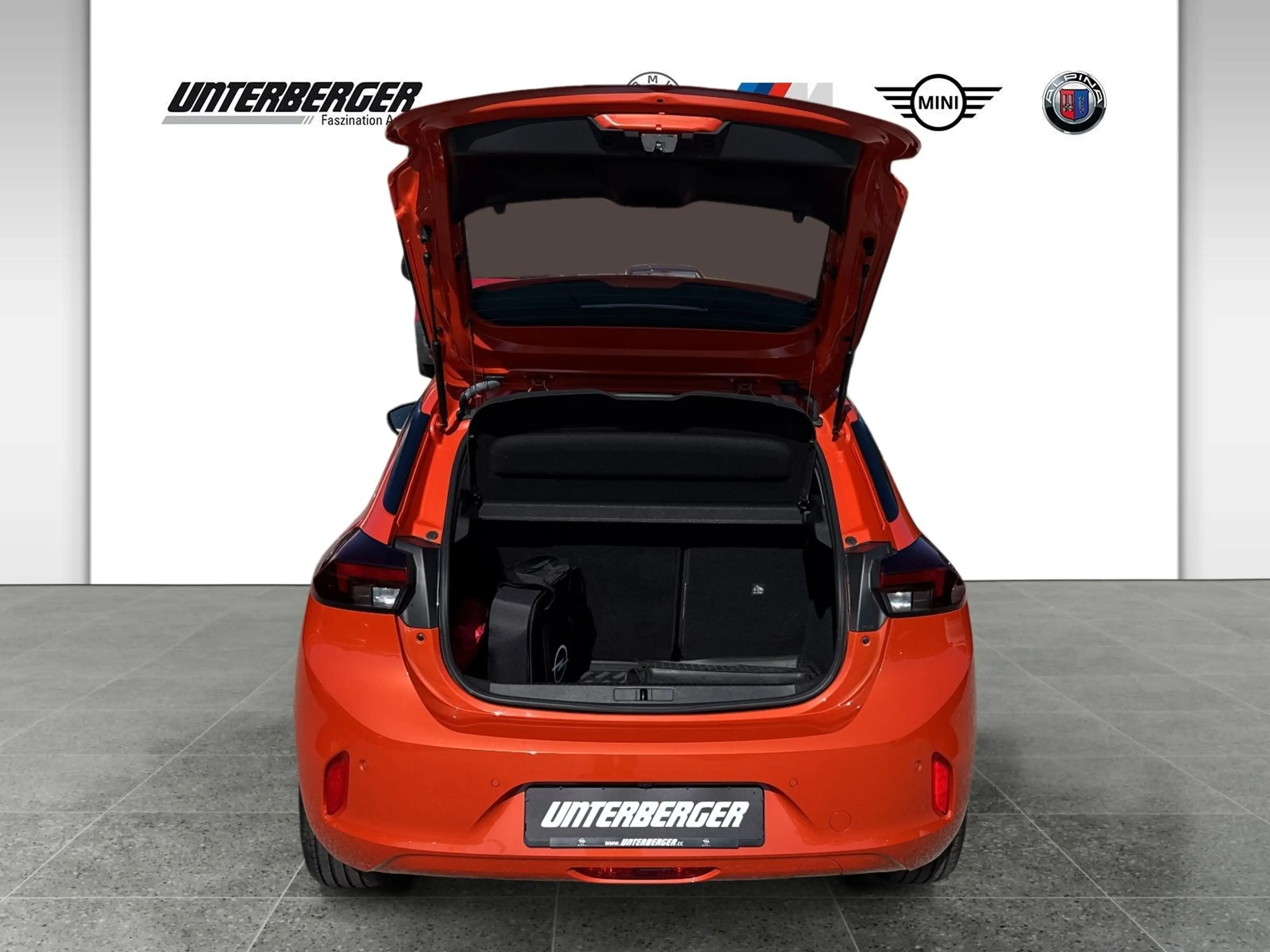 Opel Corsa-e Corsa Electric Elegance — photo 12