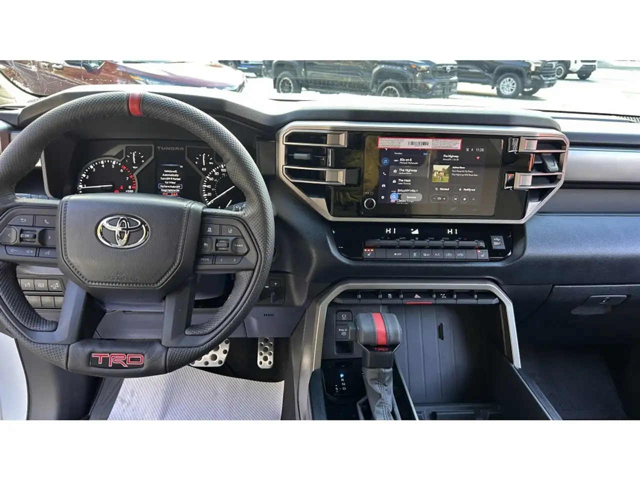 Toyota Tundra снимка Toyota Tundra