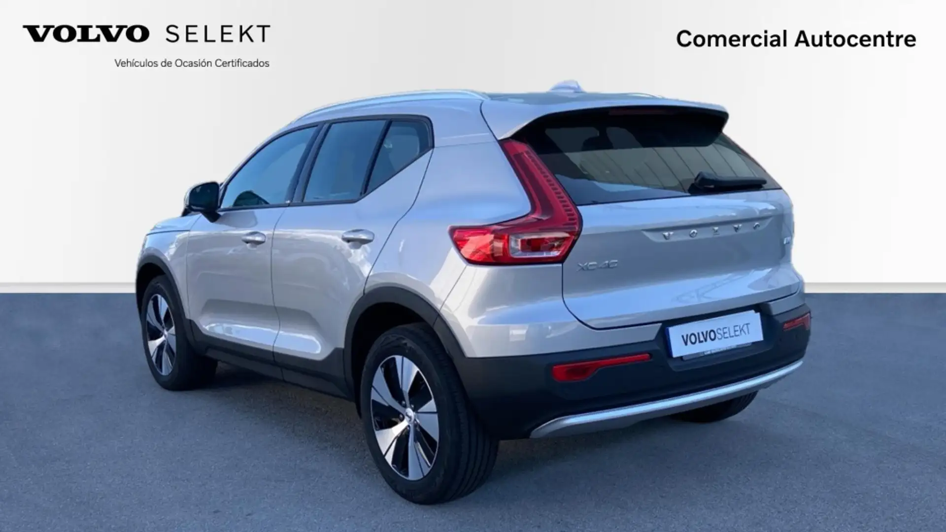 Volvo XC40 2.0 B3 CORE AUTO 163 5P - 2