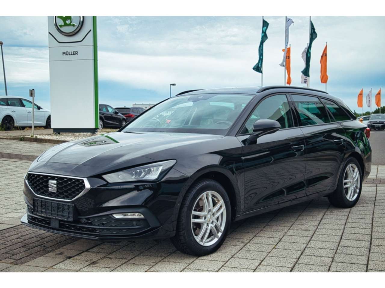 Seat Leon 2023 — ST 2.0 TDI Style Navi Tempomat Apple CP
