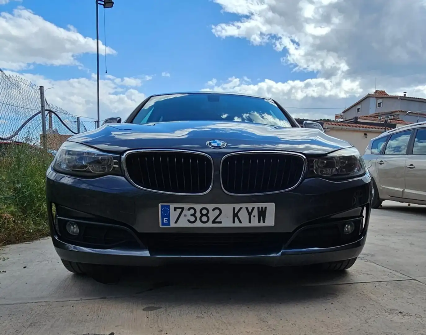 BMW 318 318d Gran Turismo (4.75) Noir - 2