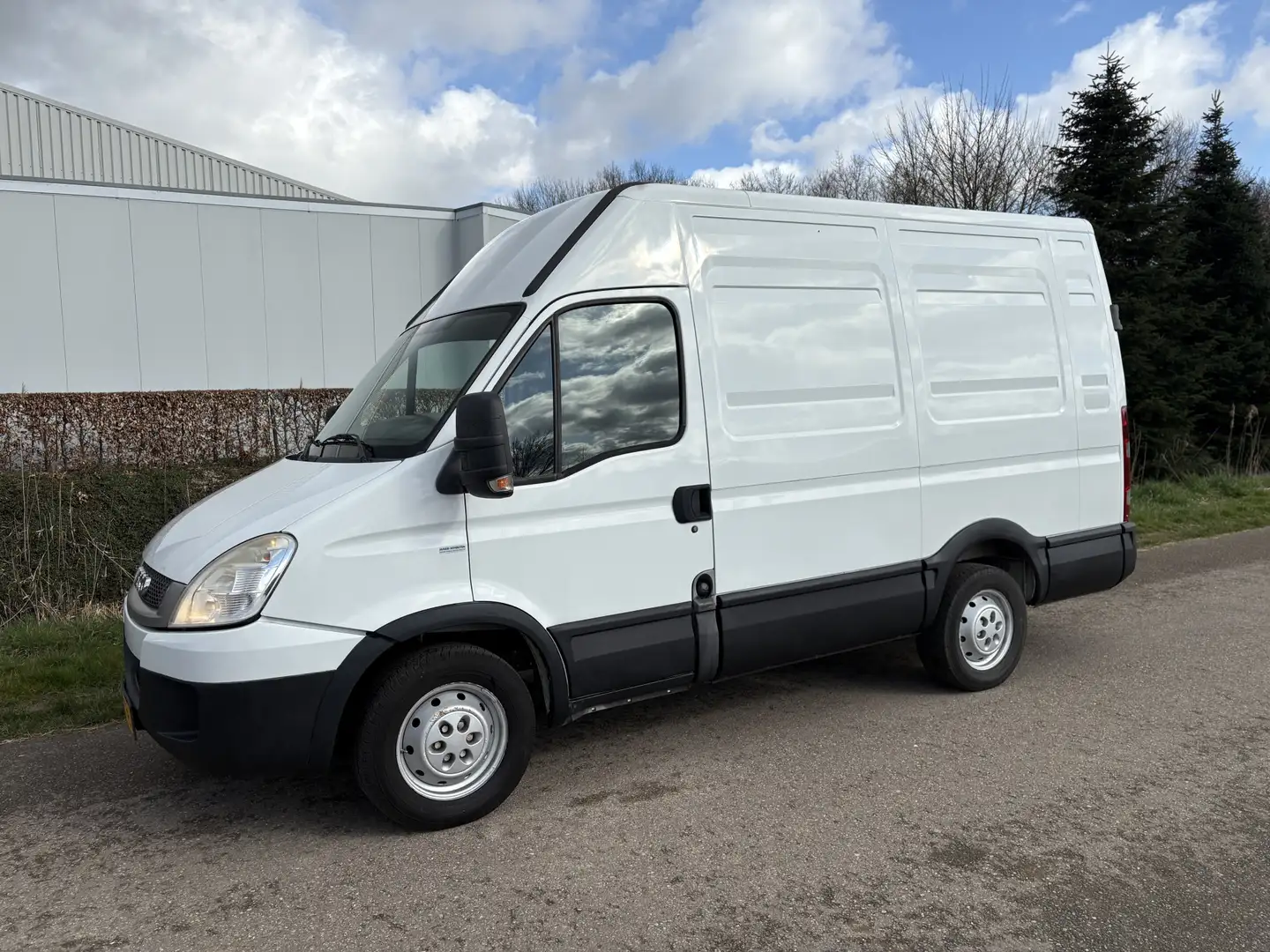 Iveco Daily 35S13 300 / L2H2 / 3500 KG TREKGEWICHT / 176dkm! - 2