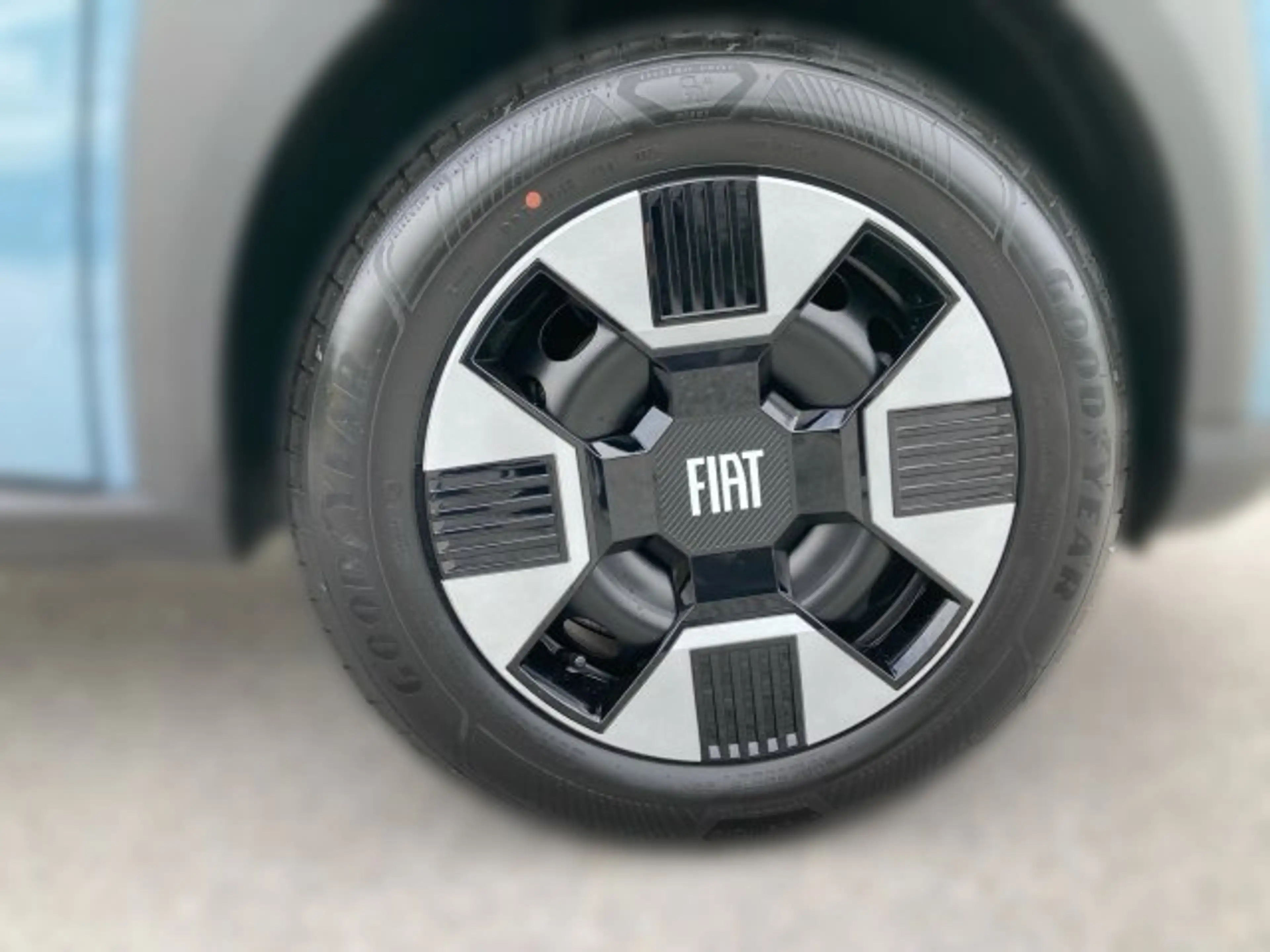 Fiat Grande Panda Hybrid — photo 5