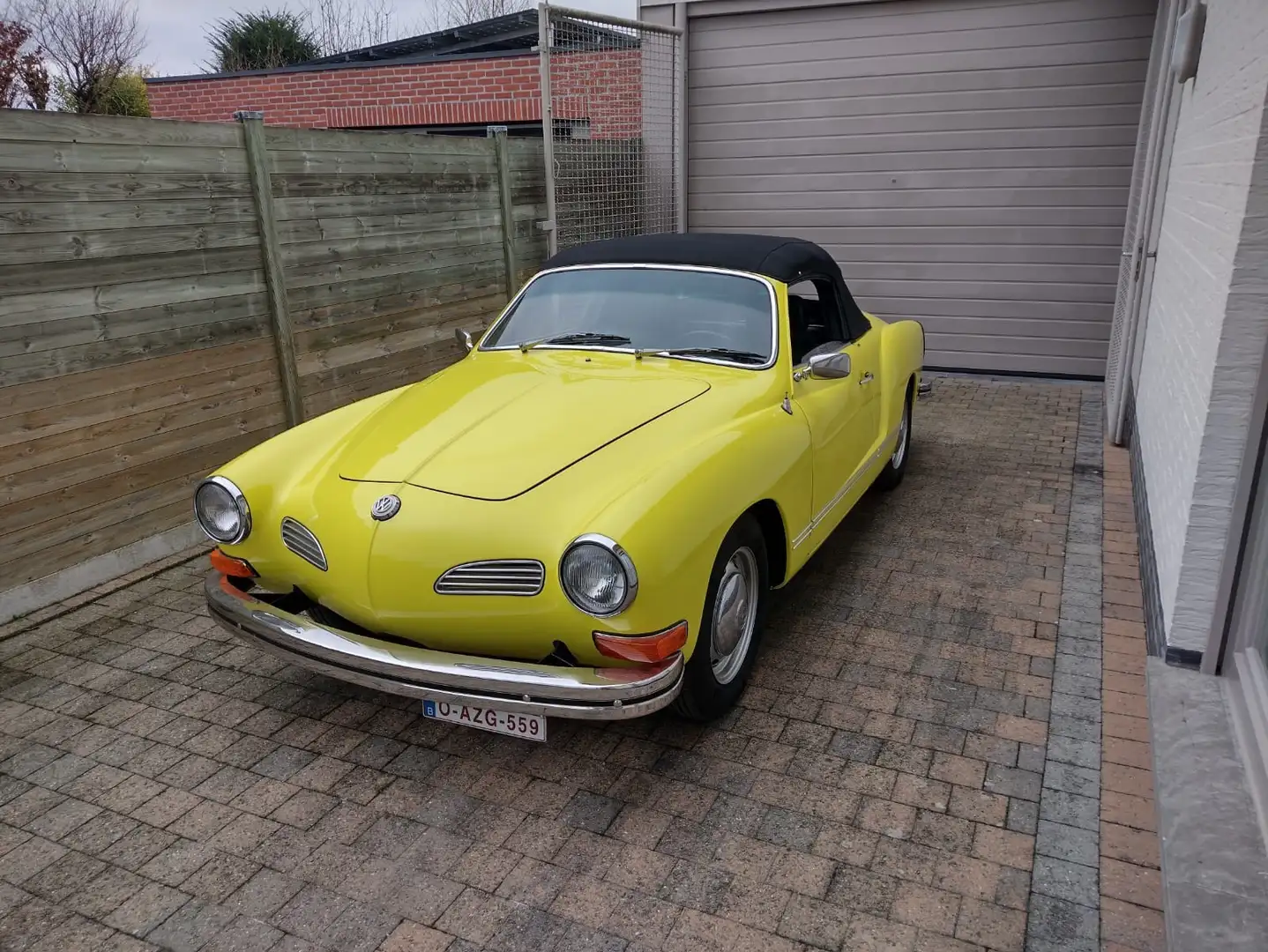 Volkswagen Karmann Ghia - 2
