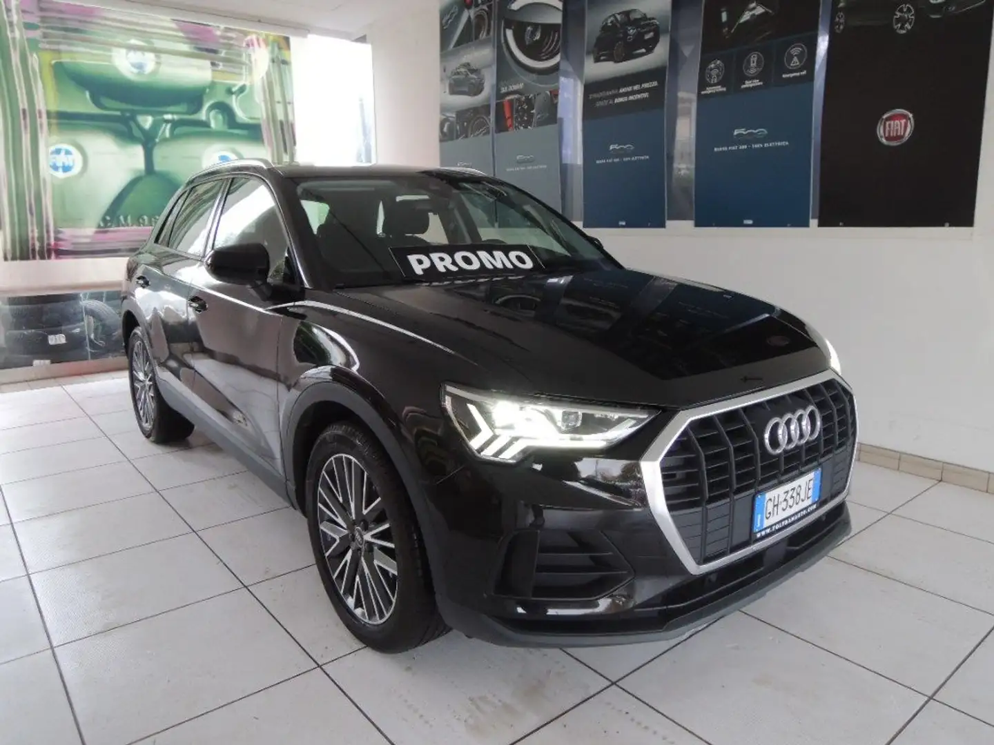Audi Q3 35 TDI quattro S tronic Business Advanced Noir - 1