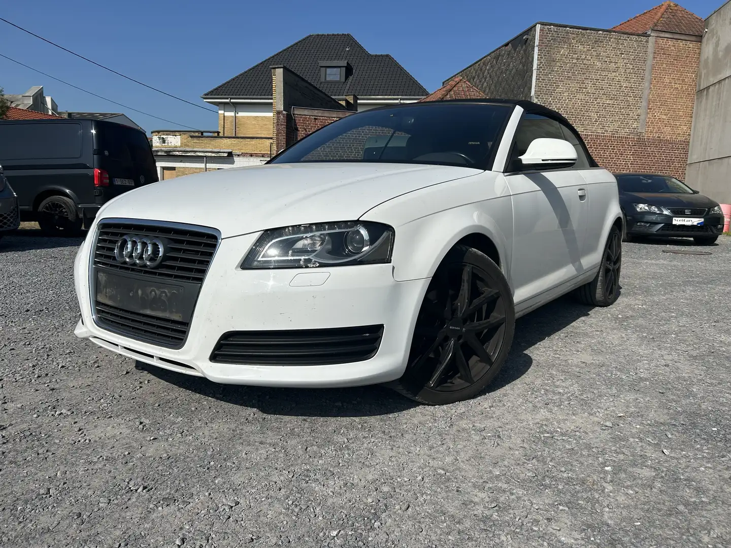 Audi A3 Cabriolet 1.6 TDi Ambition / EXPORT Wit - 1