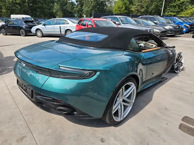 Aston Martin DB12 4.0 V8 Volante