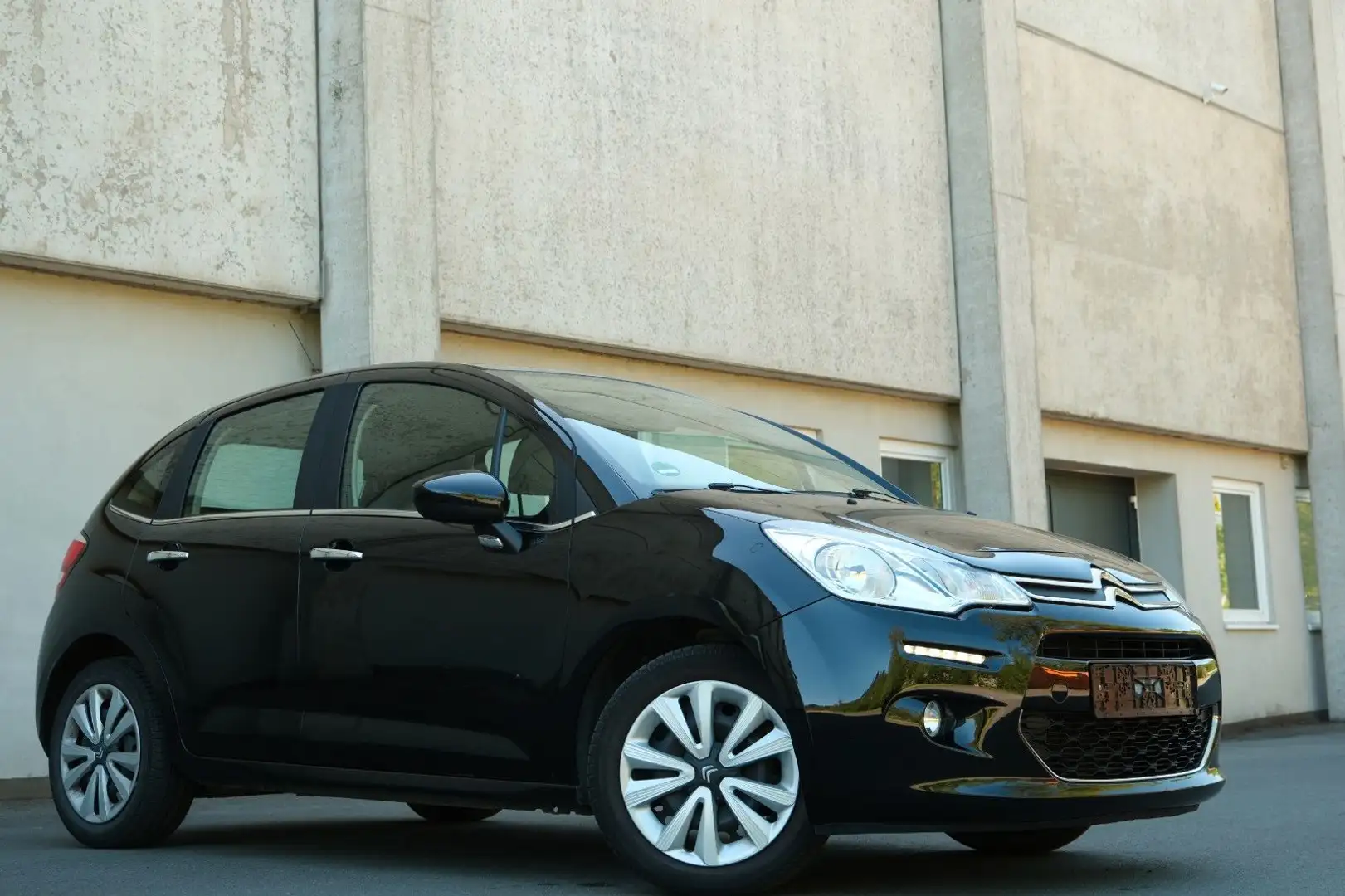 Citroen C3 Selection/ Notbrems-Assistent/ Klima Schwarz - 1