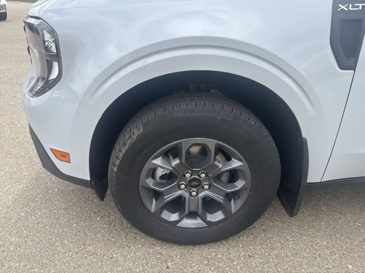 Ford Maverick снимка Ford Maverick